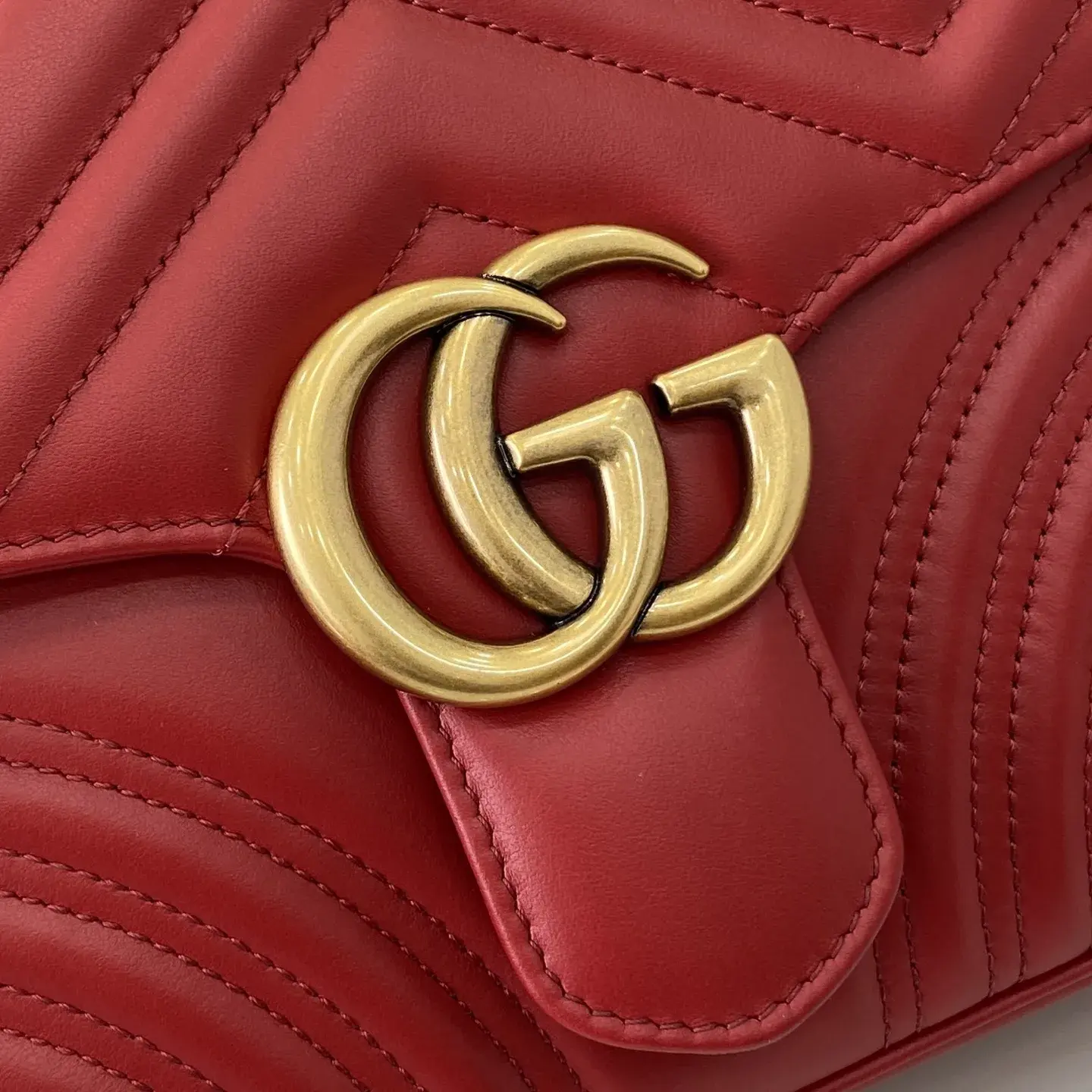 Gucci Red Marmont GG Supreme Canvas Top Handle Bag product photo from LabelPicks