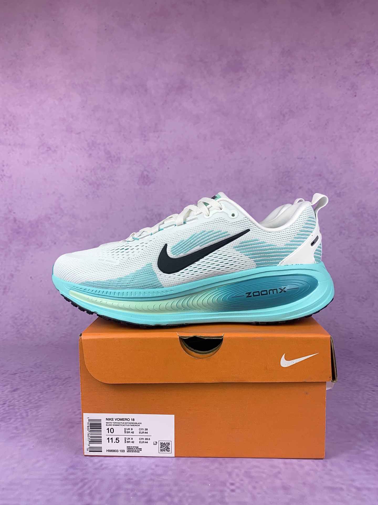 Nike Vomero 18 Shoes