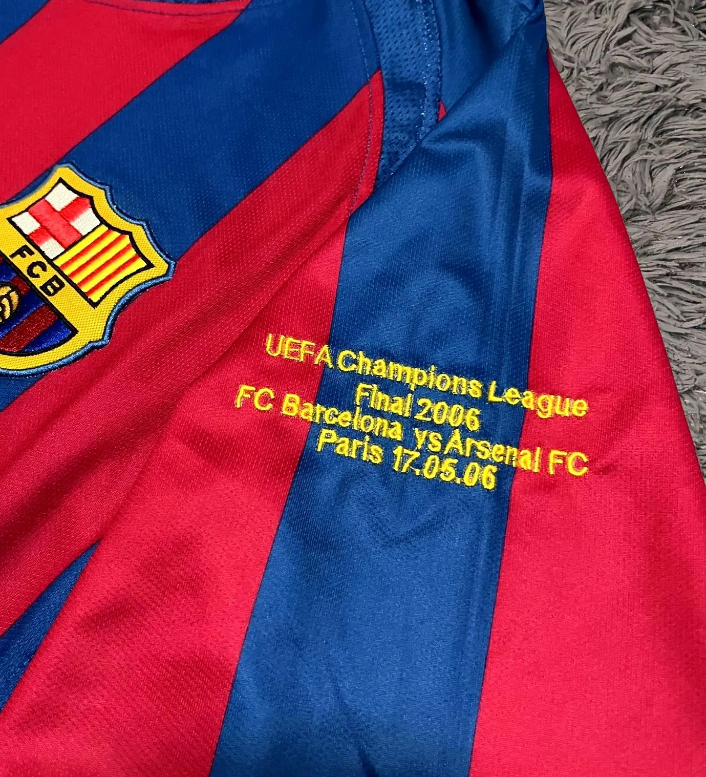 Lionel Messi SIGNED Barcelona 04/05 Home UCL #30 Jersey/Shirt - COA - 2005 Retro