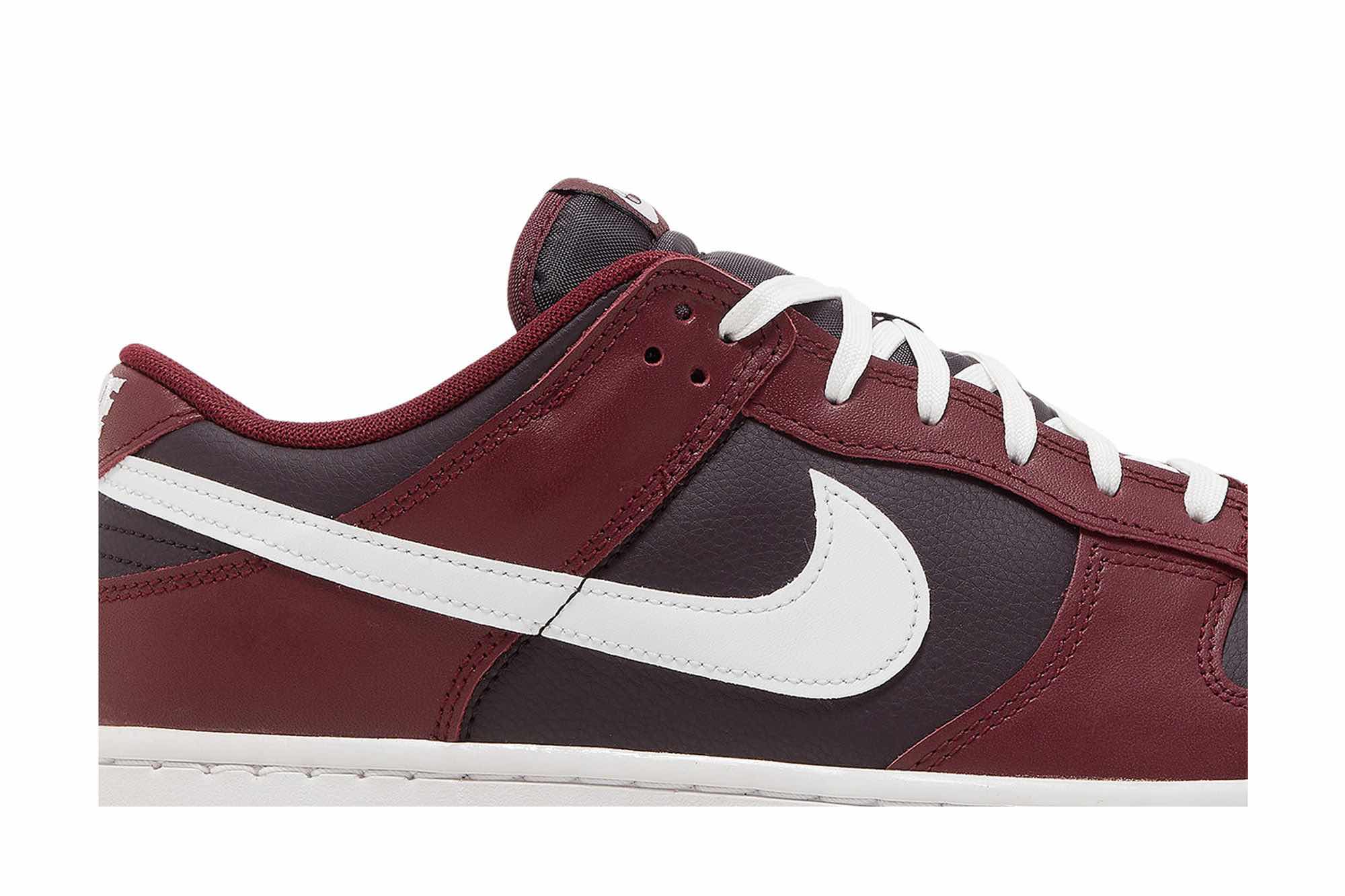 Nike Dunk Low ‘Dark Beetroot’ DJ6188-600