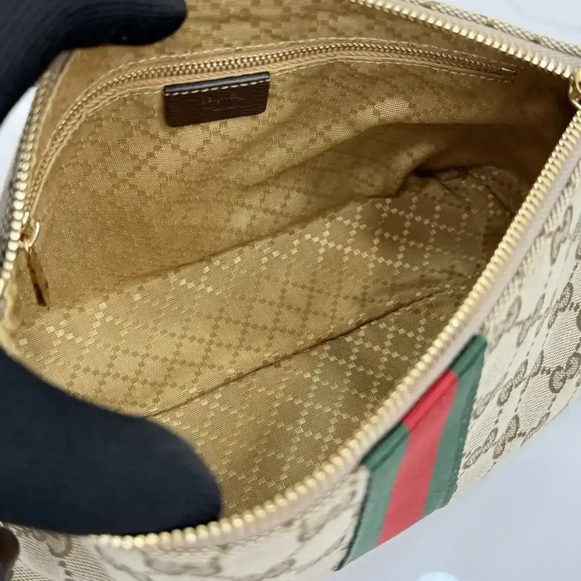 Gucci Lambskin Clutch product photo from LabelPicks