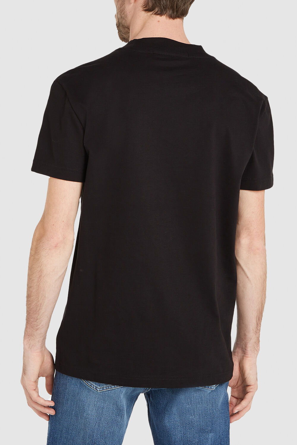 CALVIN KLEIN חולצת טי עם צווארון מעוגל