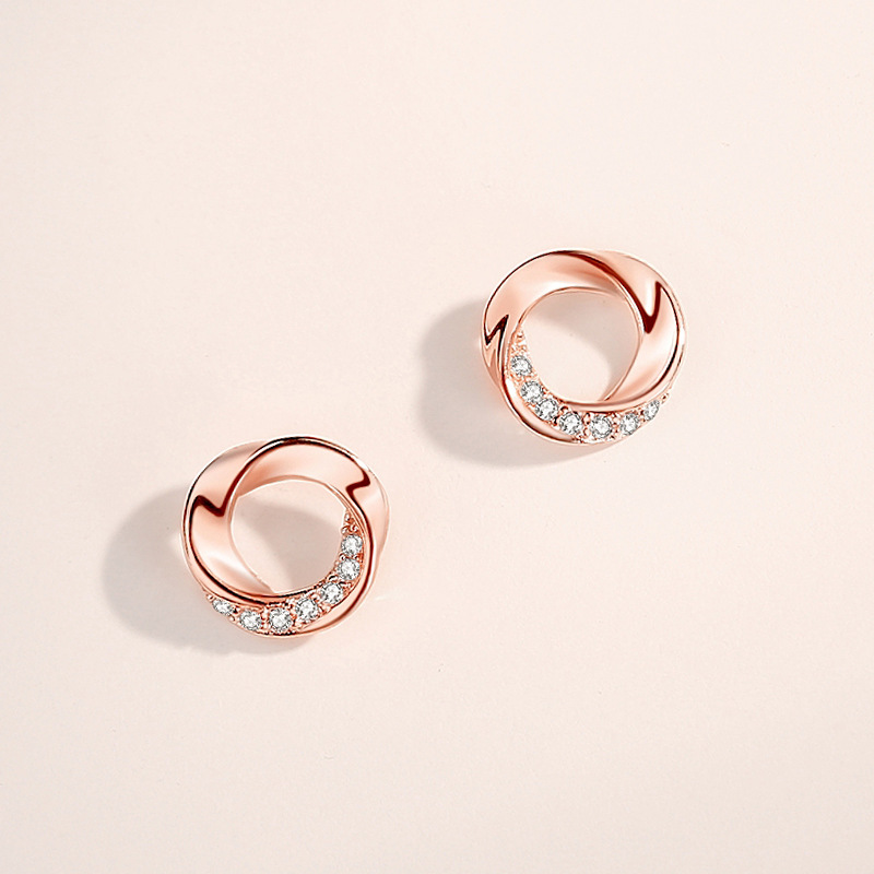 925 sterling silver Möbius ring earrings for women, fashionable and simple geometric French style twisted earrings