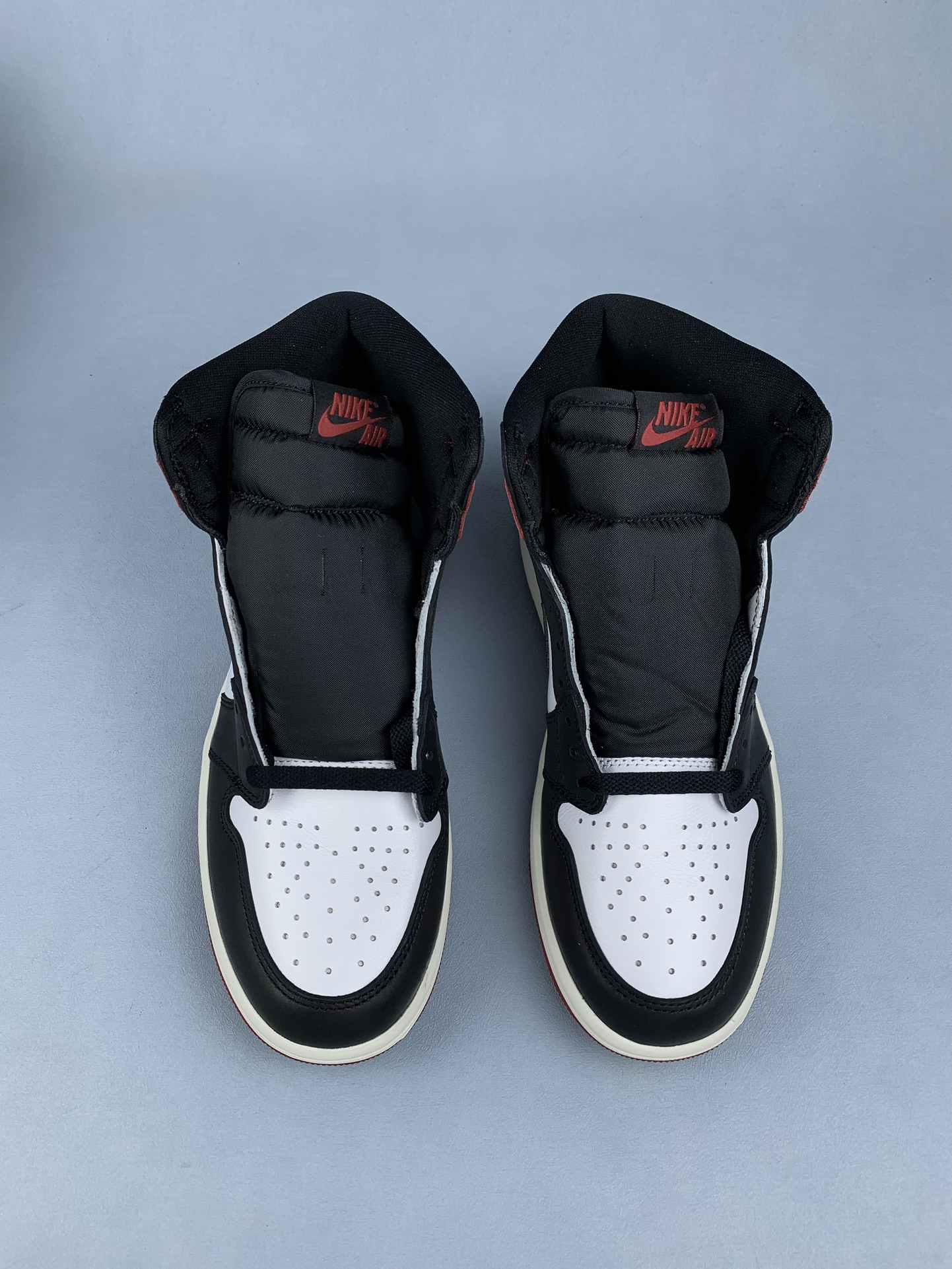 Air Jordan 1 High OG “Black Toe” Shoes