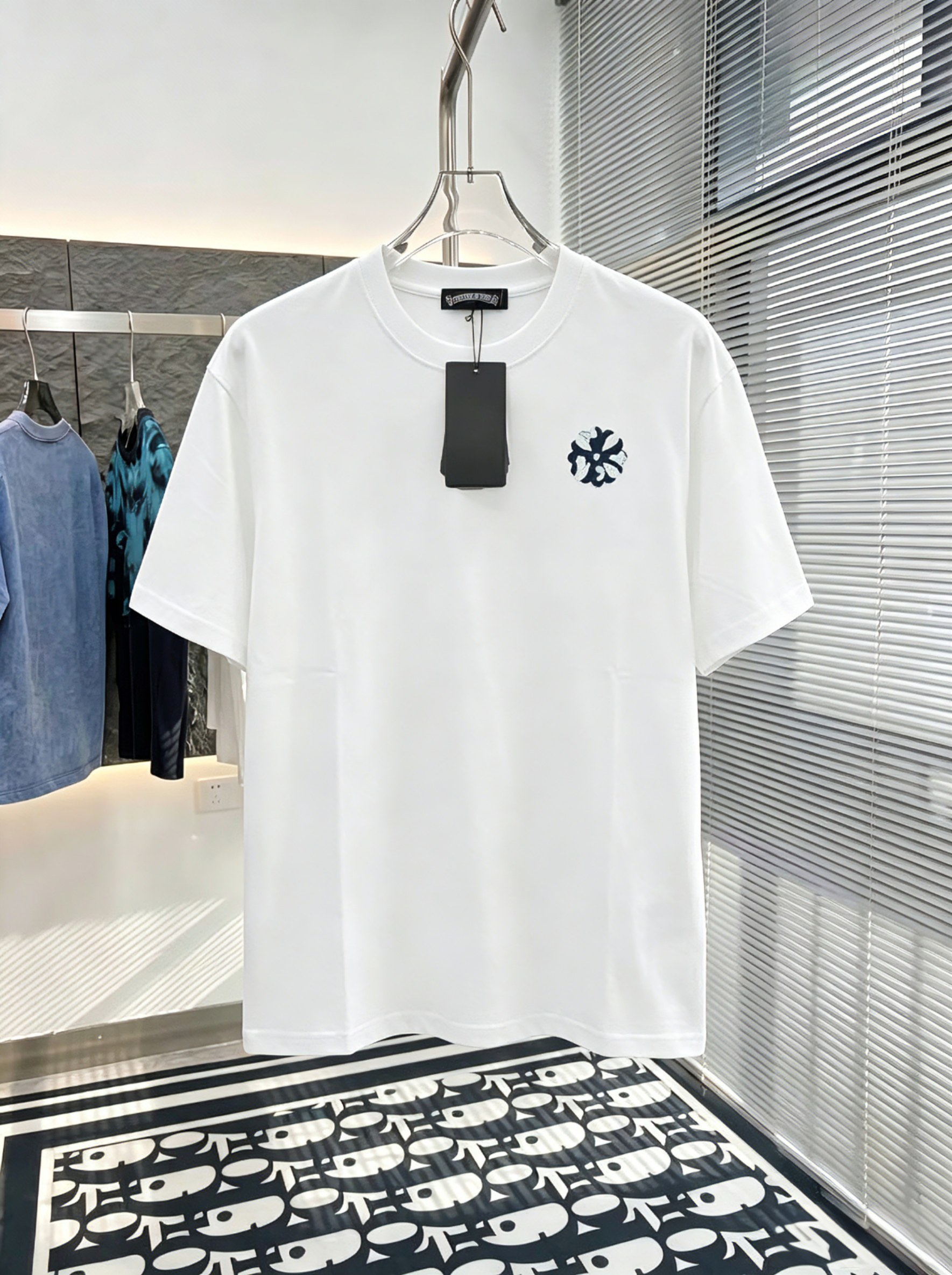 0512 Classic letter prints t-shirt