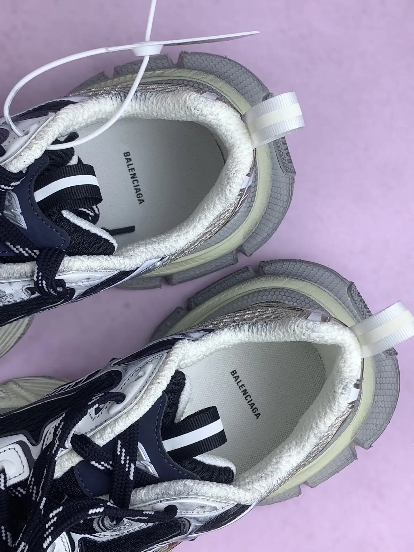 Balenciaga 3XL Split Logo Sneaker product photo from LabelPicks