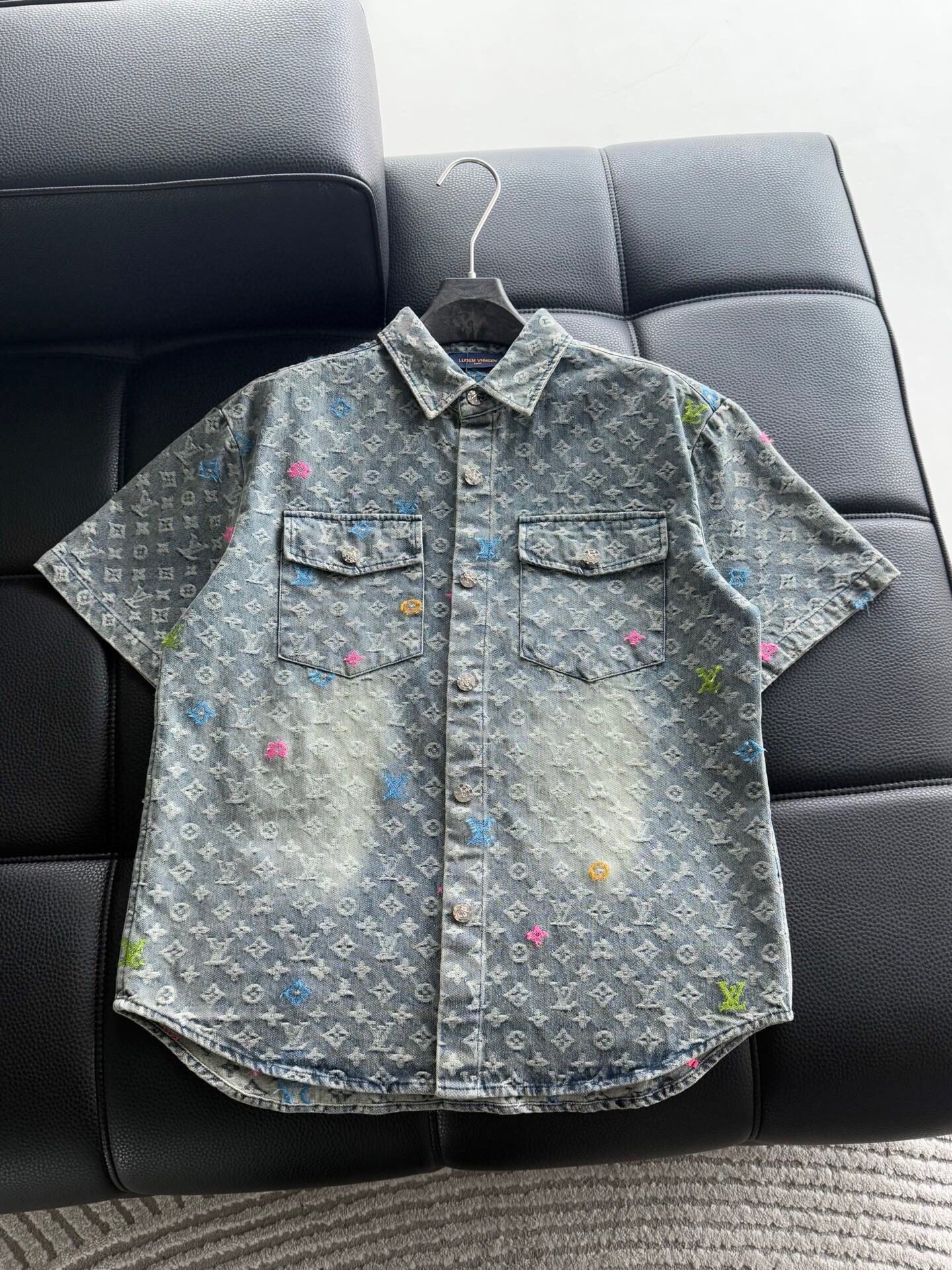 0621 New shirt and shorts suit