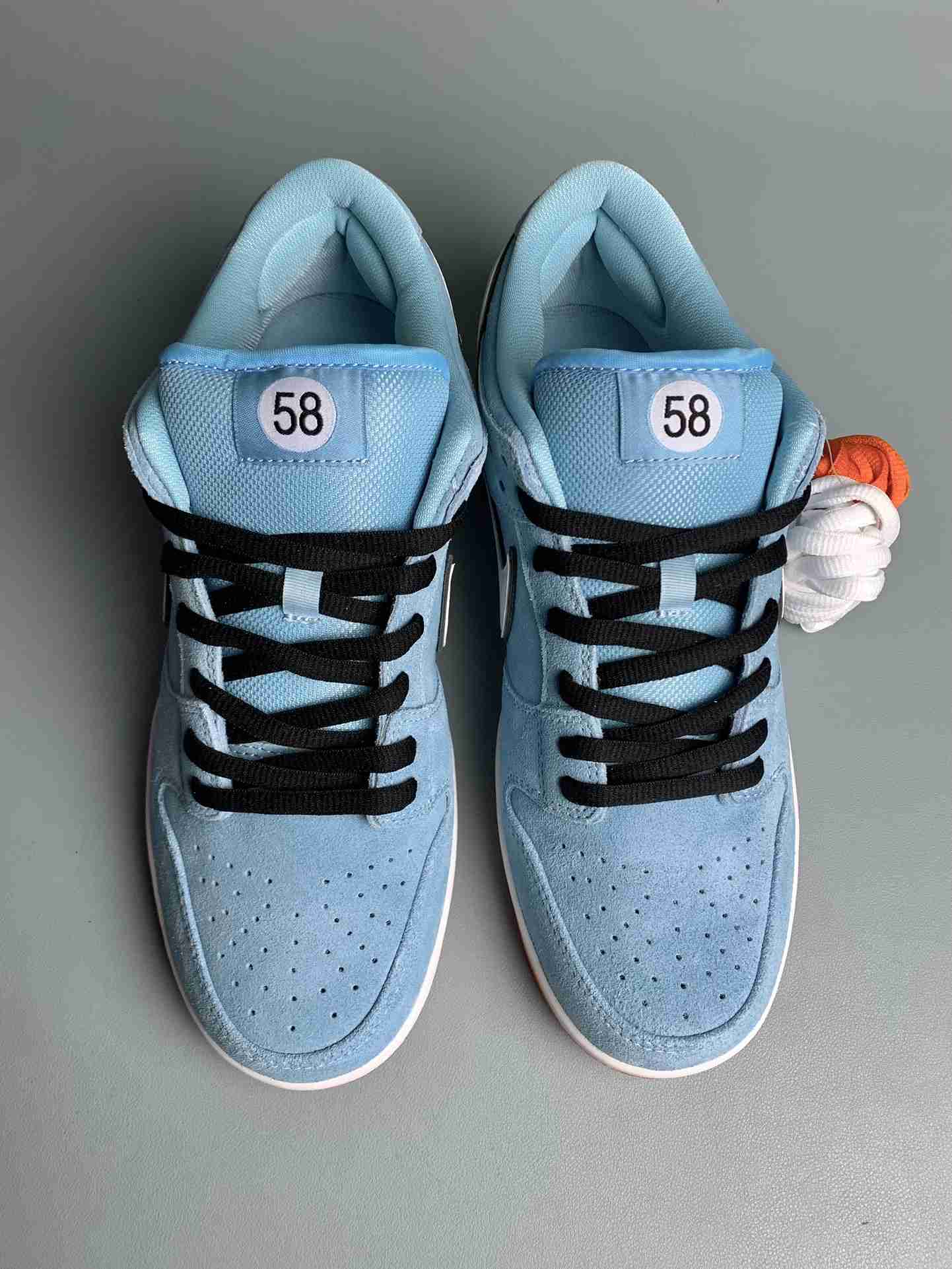Nike SB Dunk Low Pro Shoes