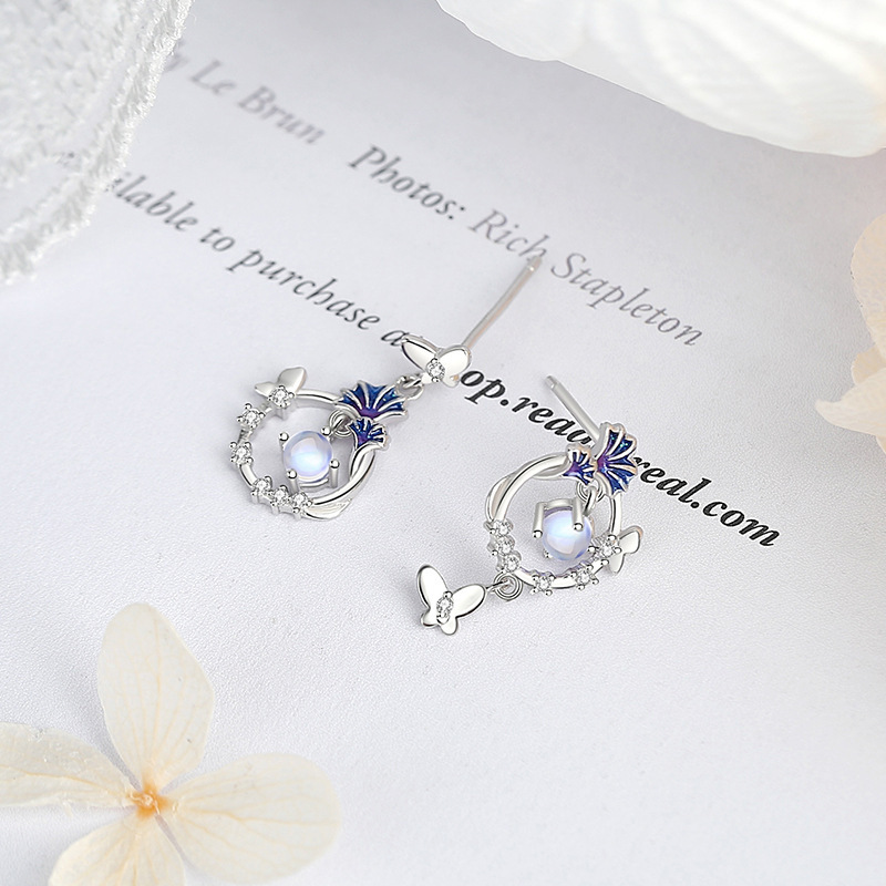 Original small almond-shaped butterfly earrings for women, made of pure silver, summer fresh forest style moonstone earrings, Korean version ins earrings