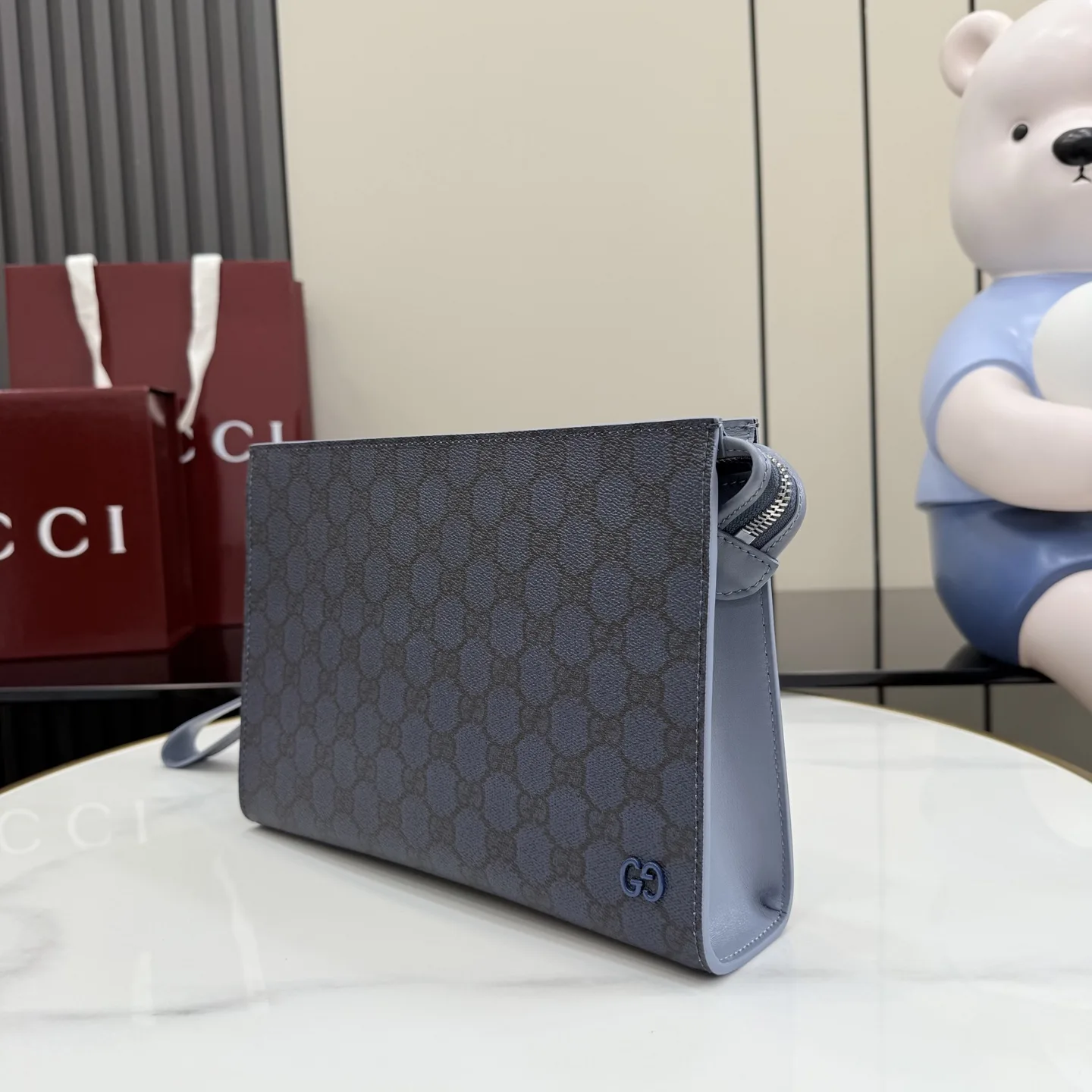Gucci Polished Clutch product photo from LabelPicks