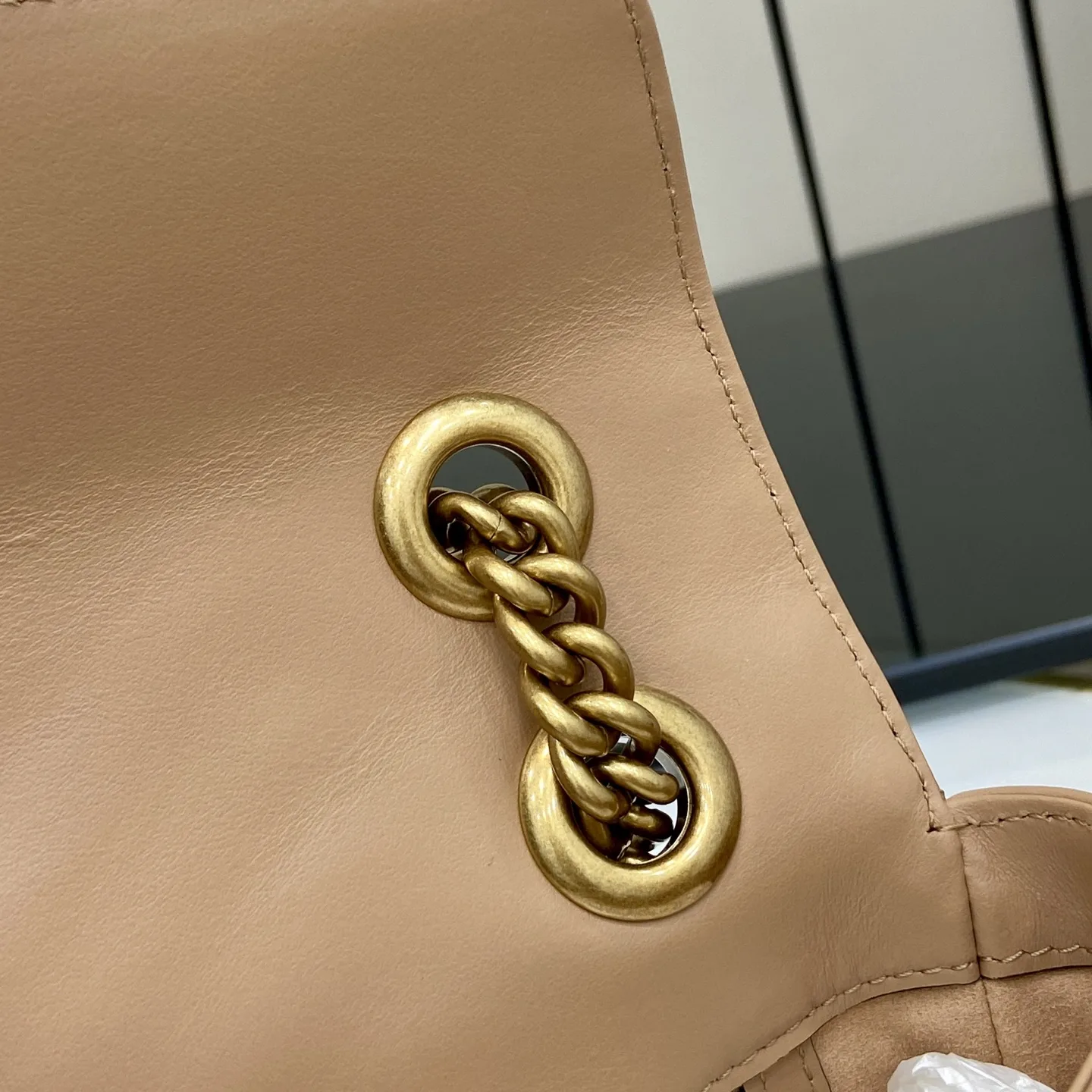Gucci Marmont Beige GG Supreme Canvas Shoulder Bag product photo from LabelPicks