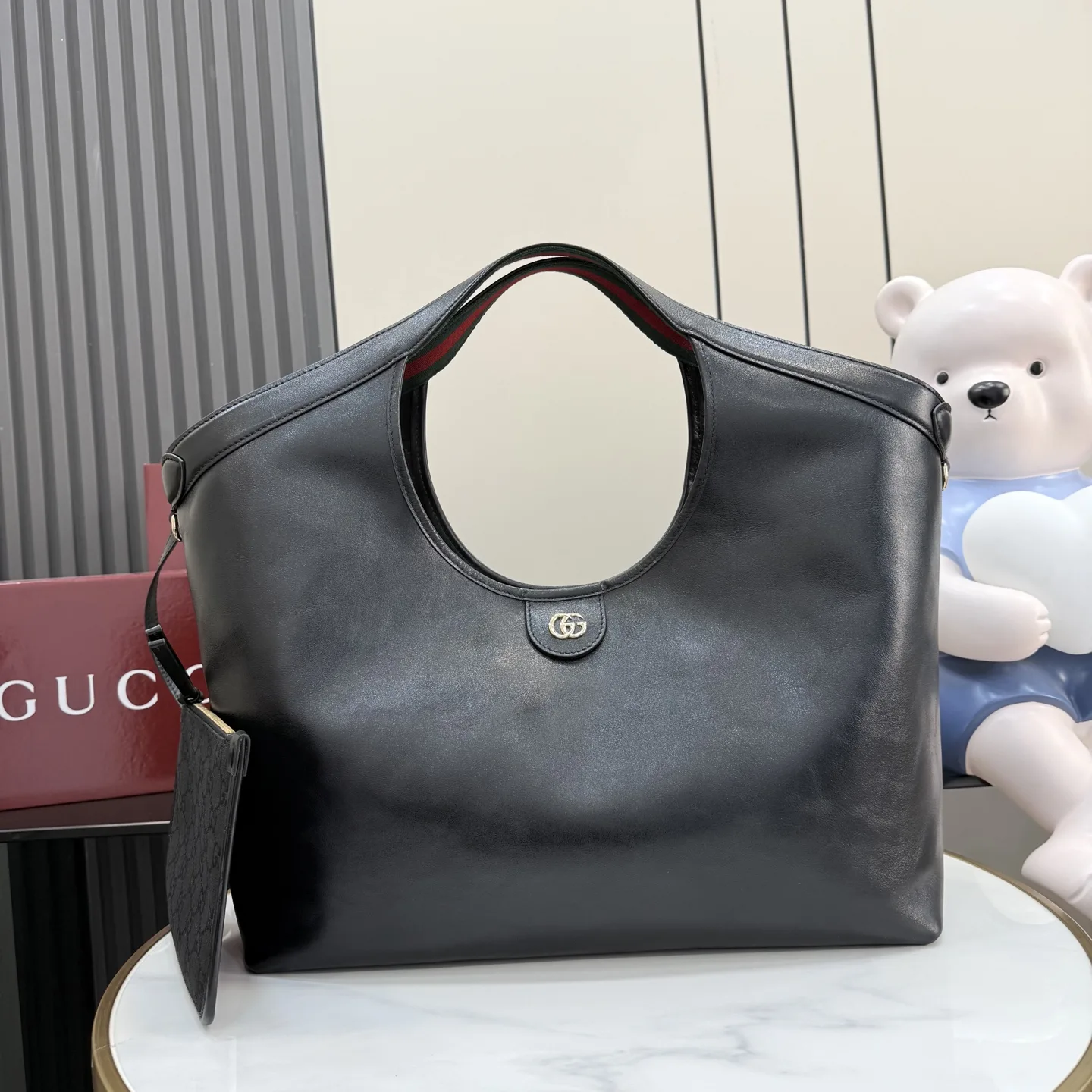 Gucci GG Supreme Canvas Tote Bag product photo from LabelPicks