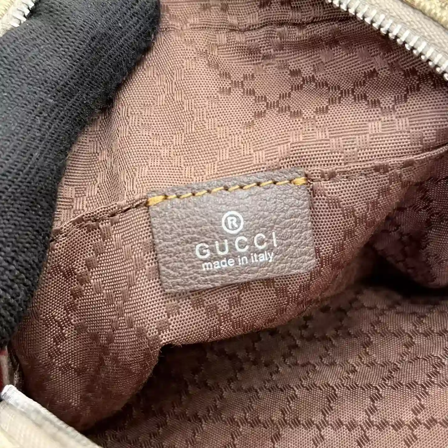 Gucci Quilted Leather Crossbody Bag product photo from LabelPicks