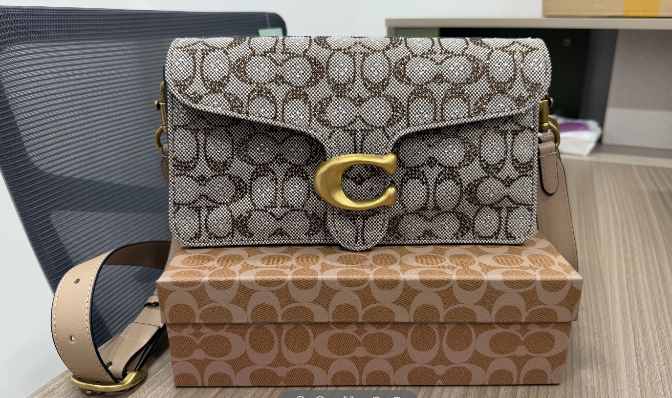 COACH Tabby 26 Full Diamond Bag