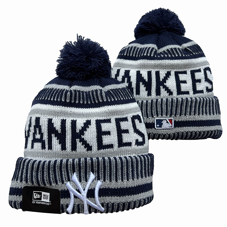 NEW YORK YANKEES KNIT HAT