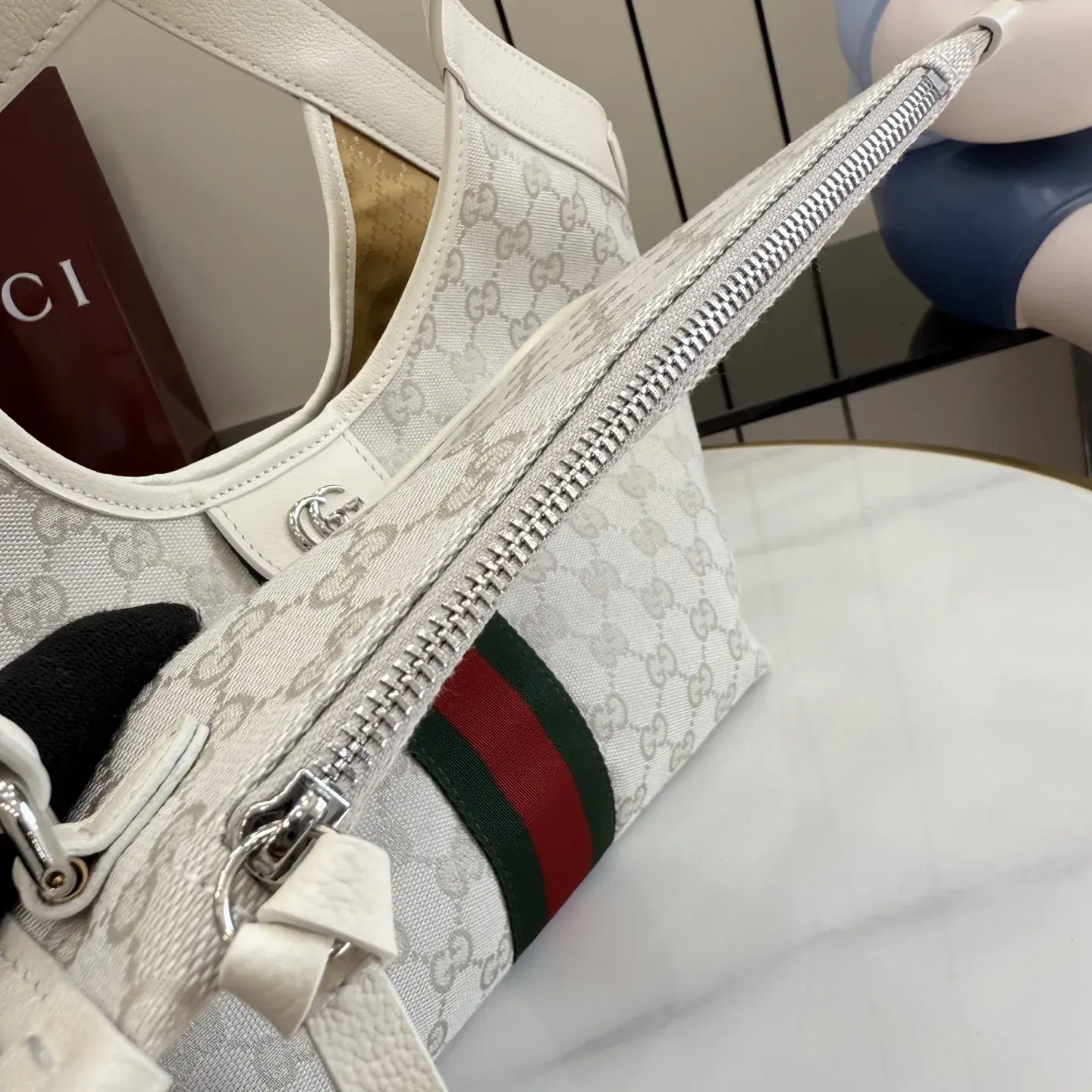 Gucci Generation White GG Supreme Canvas Tote Bag product photo from LabelPicks