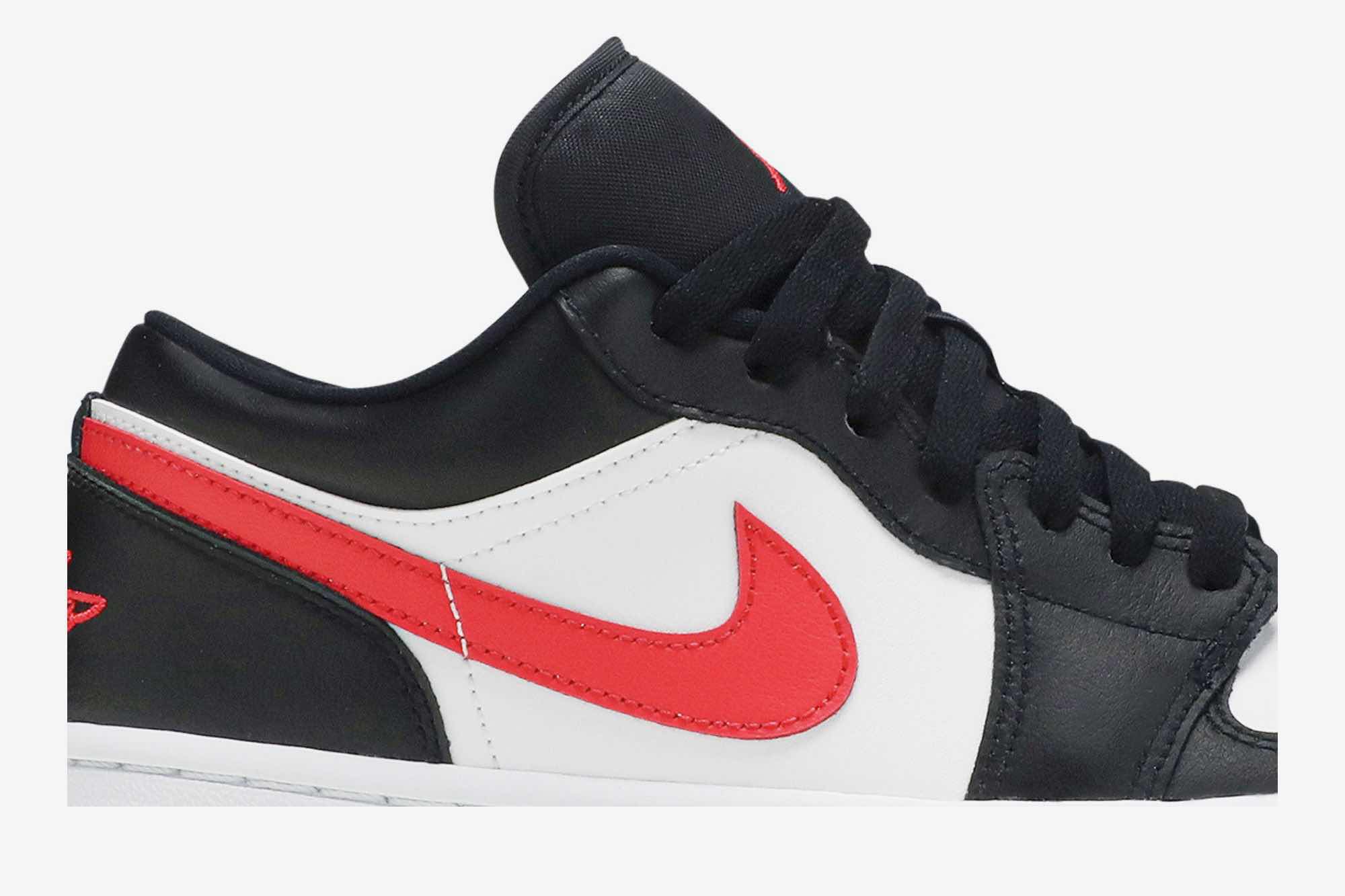 Air Jordan 1 Low ‘Black Siren Red’ DC0774-004