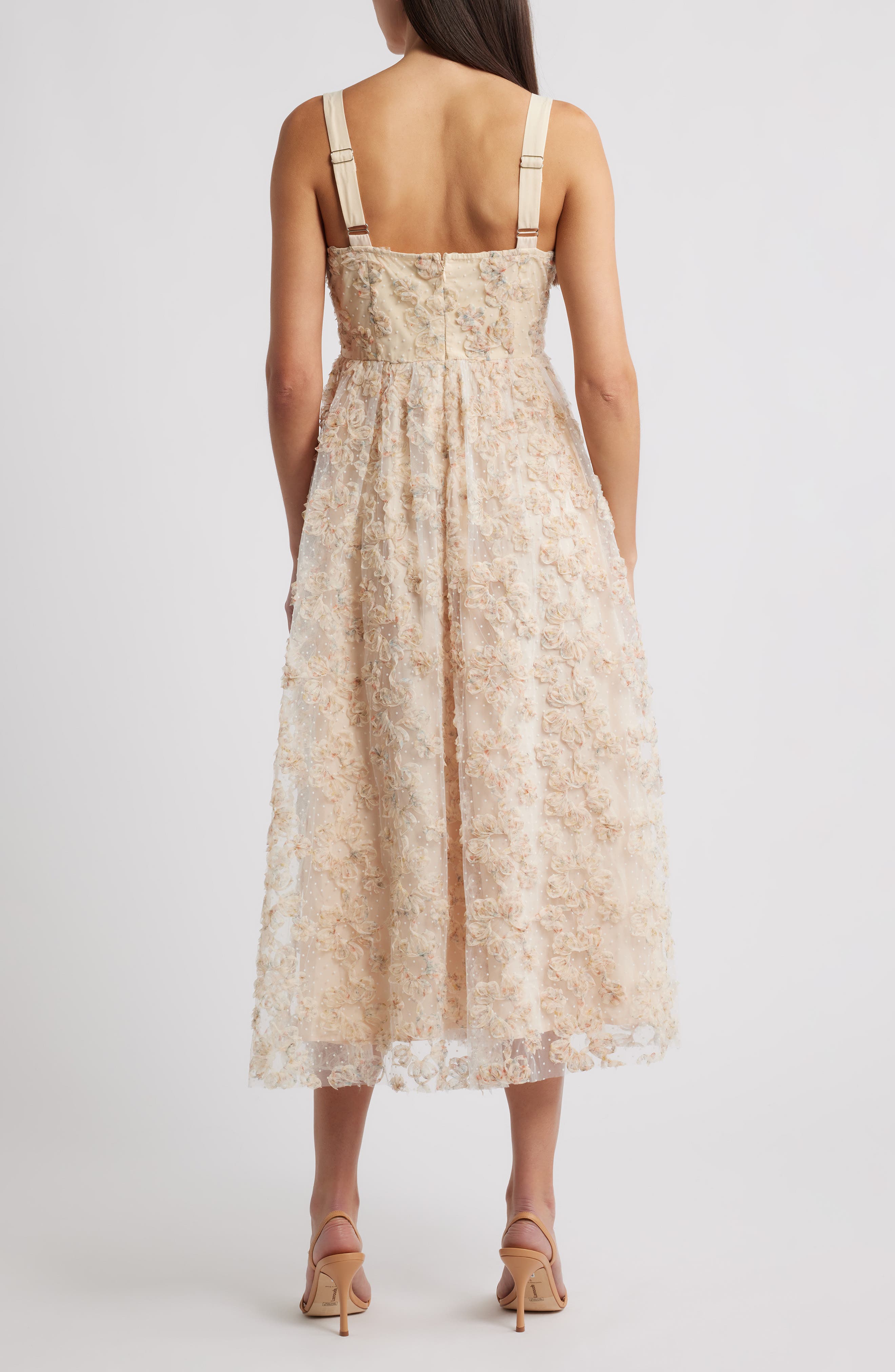 MOON RIVER Ruffle Sleeveless Midi Dress