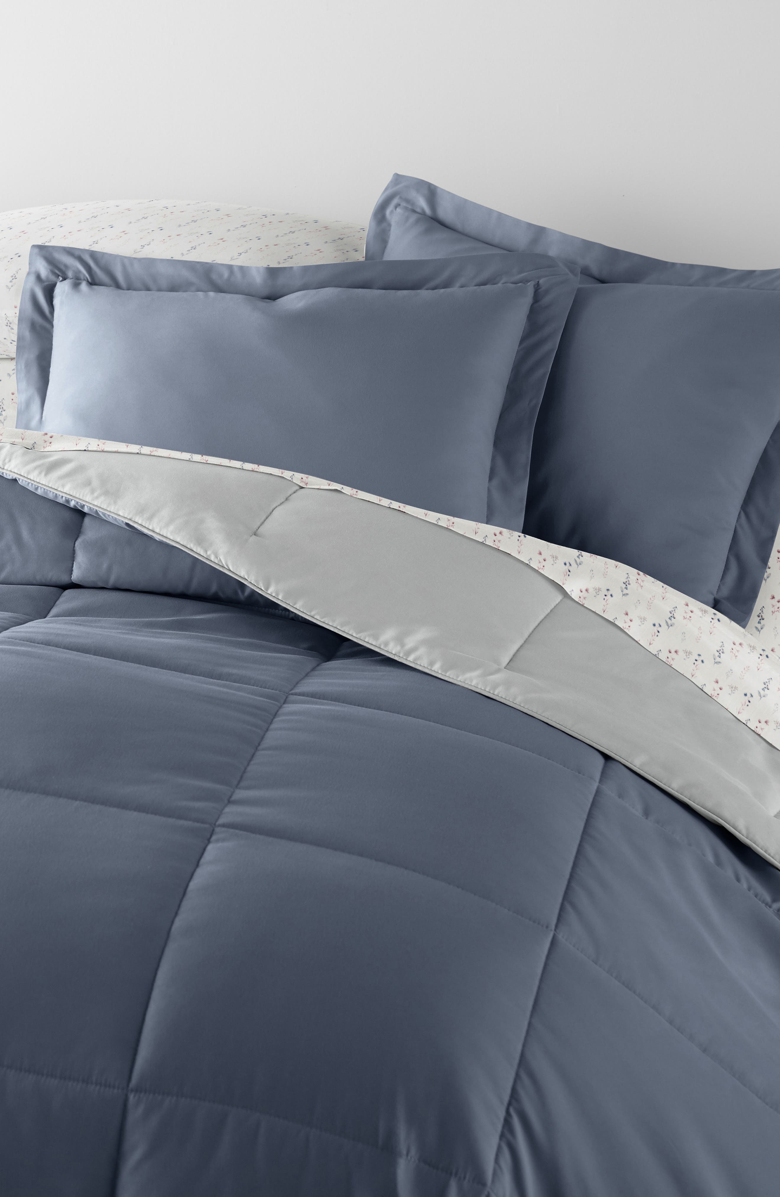 HOMESPUN 7-Piece Assorted Reversible Comforter Set