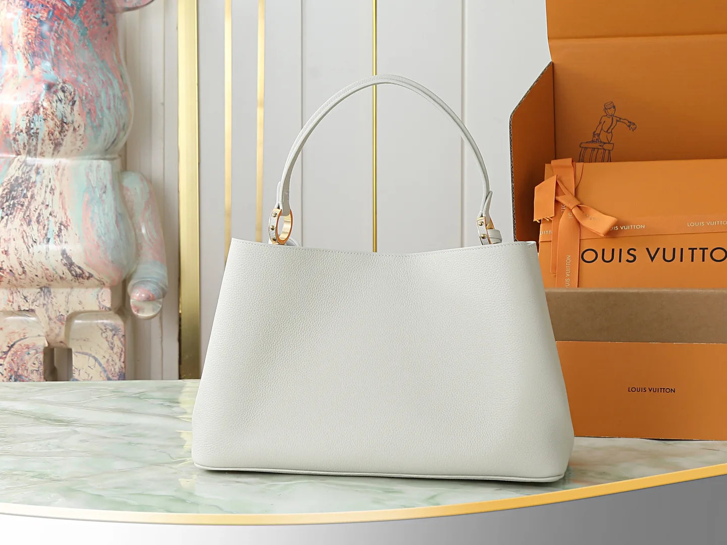 Louis Vuitton Capucines White Calfskin Top Handle Bag product photo from LabelPicks