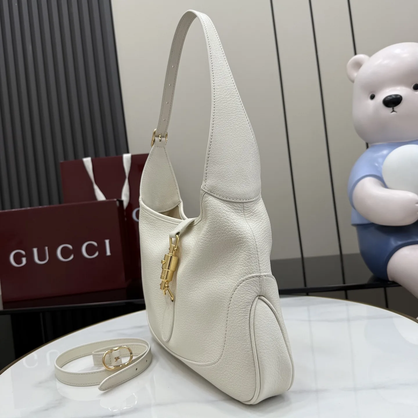 Gucci White Jackie Grained Leather Shoulder Bag product photo from LabelPicks