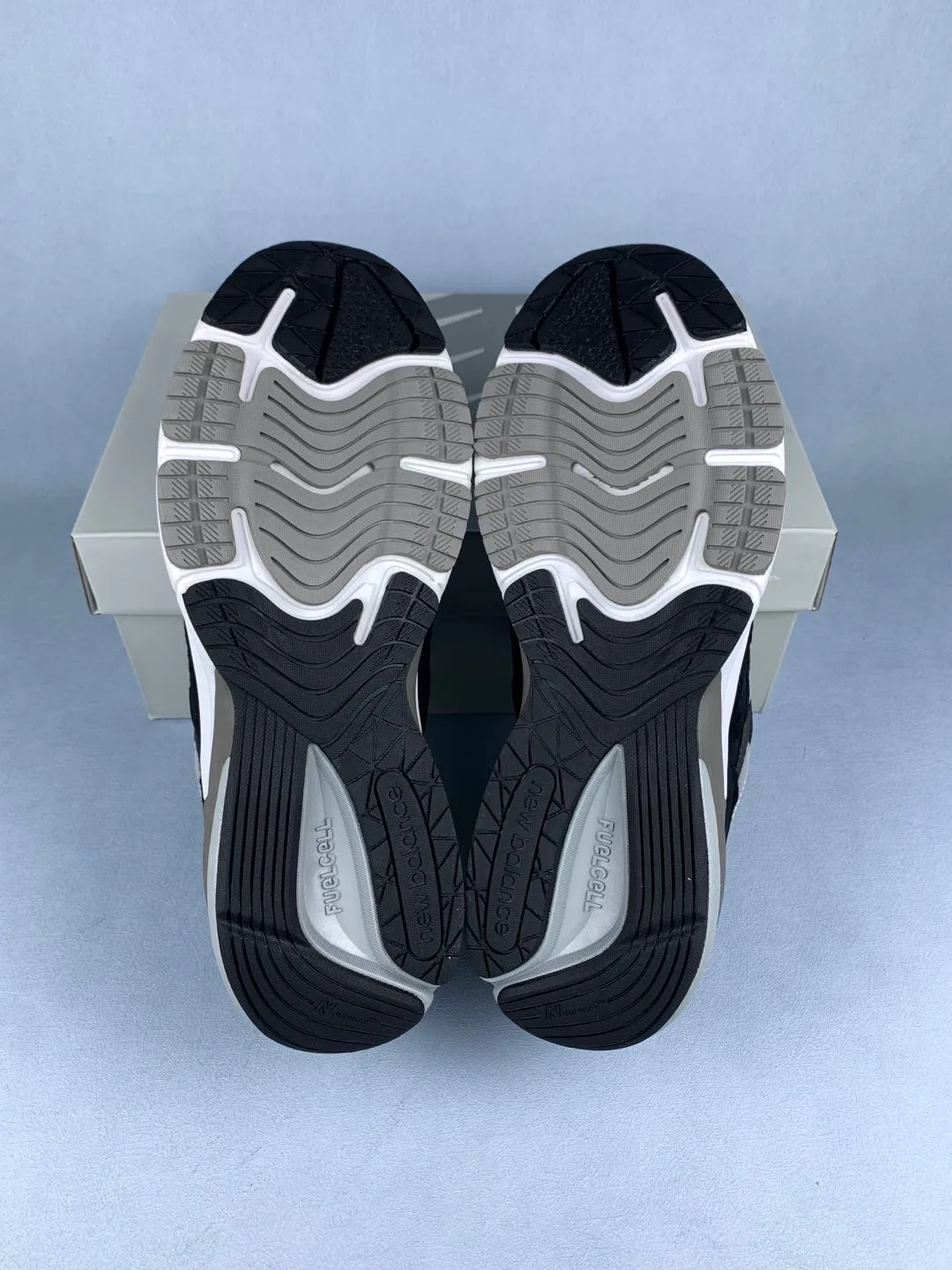 New Balance 990v6 Shoes product photo from LabelPicks