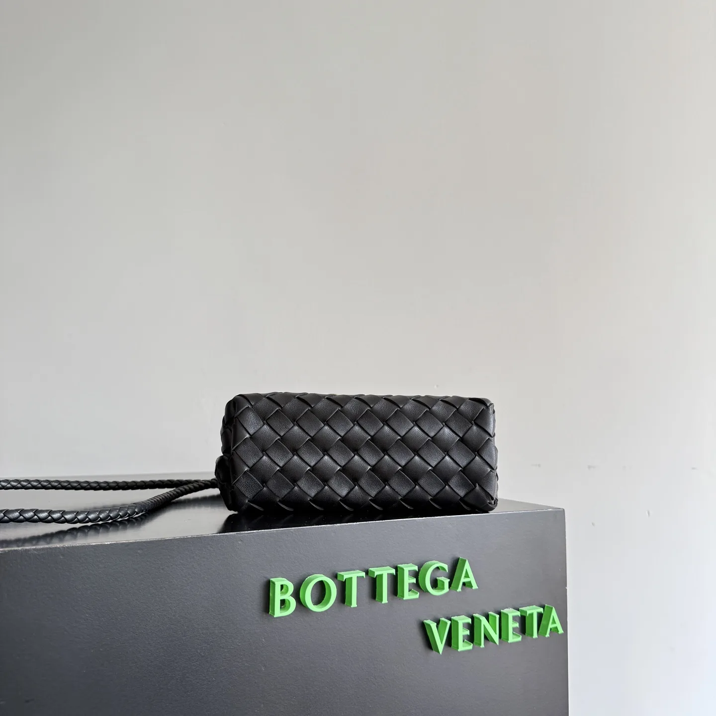 Bottega Veneta Andiamo Intrecciato Woven Leather Top Handle Bag product photo from LabelPicks