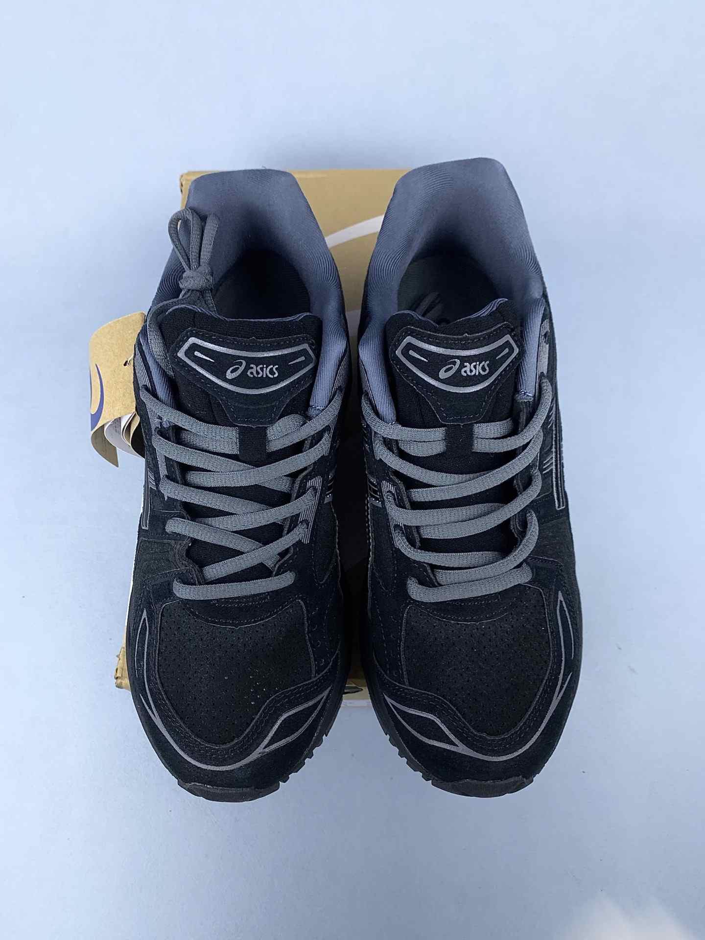 ASICS GEL-KAYANO 14 Sportstyle Shoes