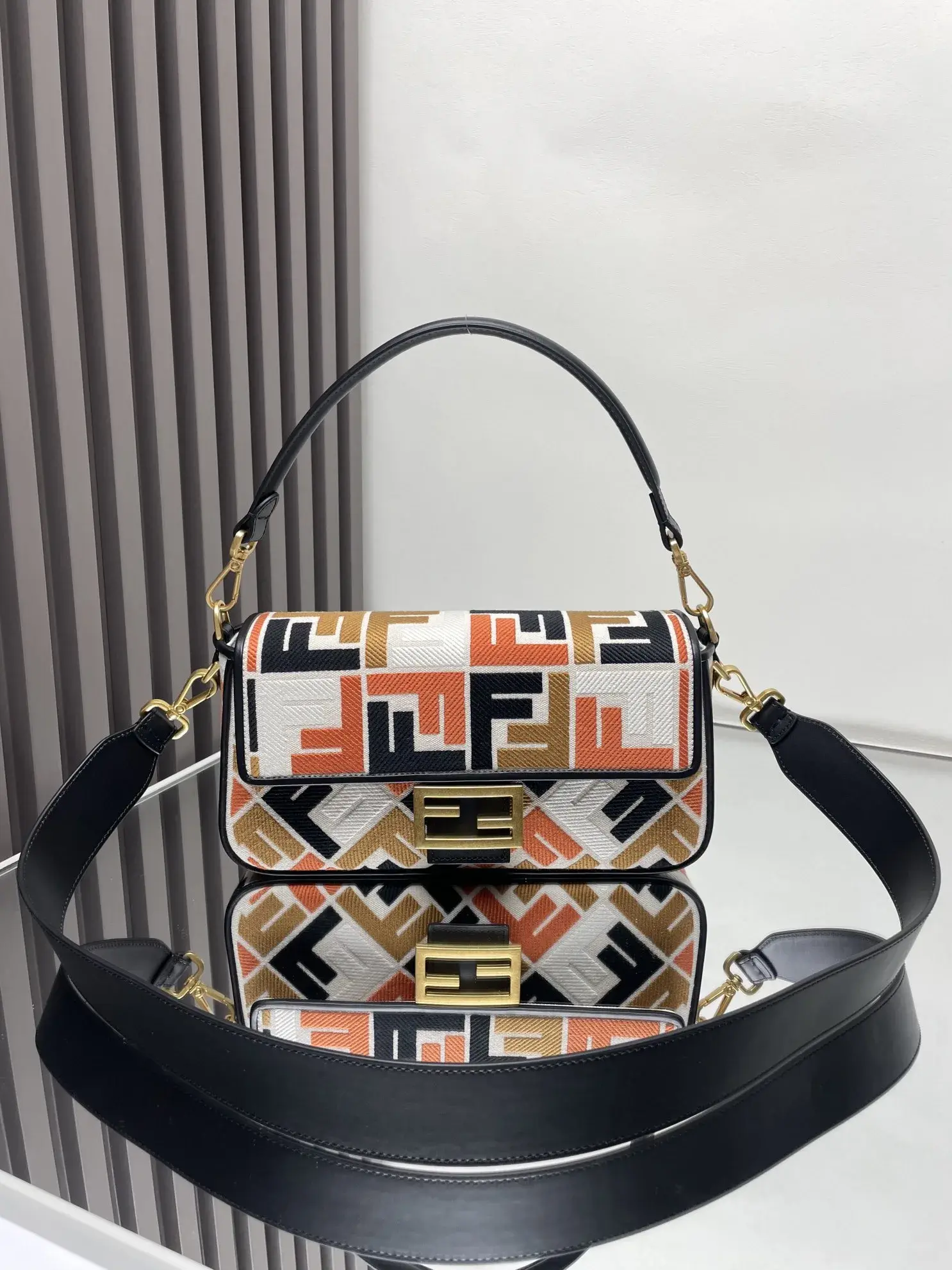 Fendi Baguette Shoulder Bag product photo from LabelPicks
