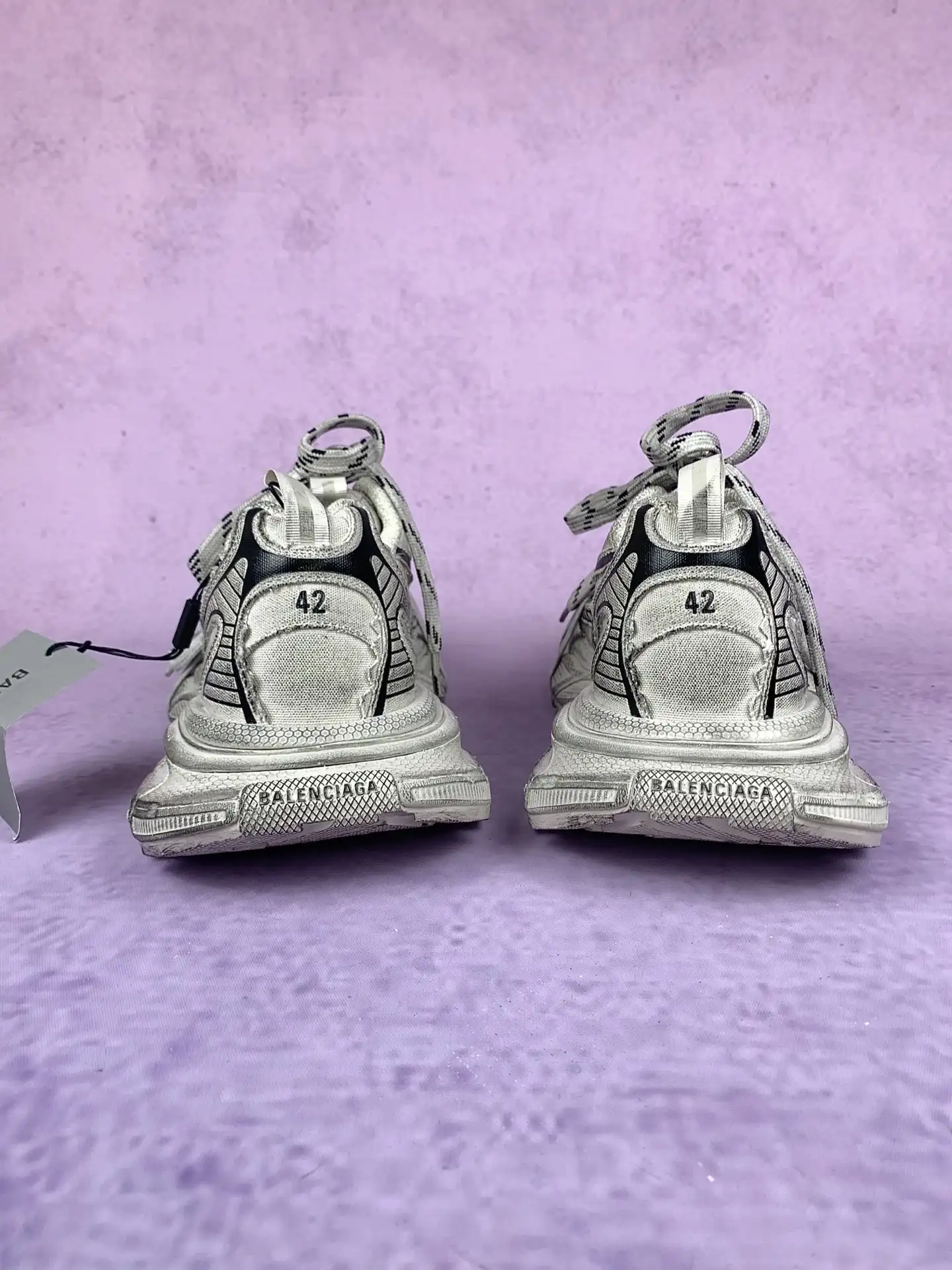 3XL Sneaker in Beige product photo from LabelPicks