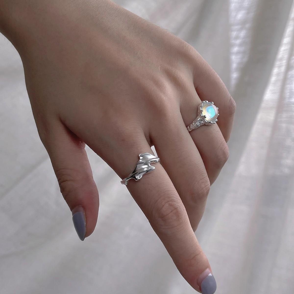 925 sterling silver long moonstone ring for women, Korean style, minimalist design, irregular texture, open ring, suitable for the index finger