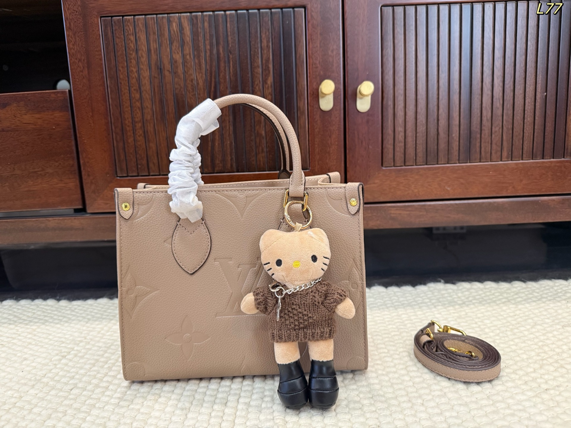 LV Onthego Tote Bag