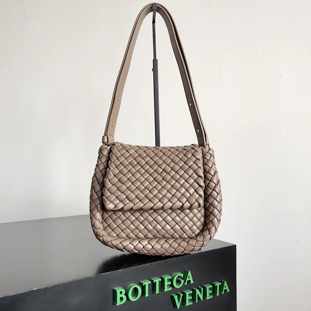 Bottega Veneta Day-To-Night Crossbody Bag product photo from LabelPicks