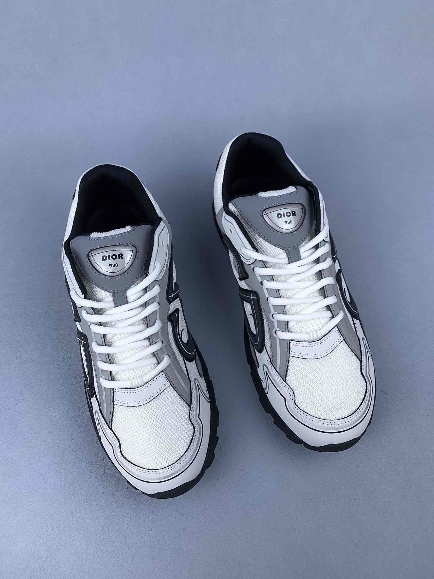 B30 Countdown Sneaker