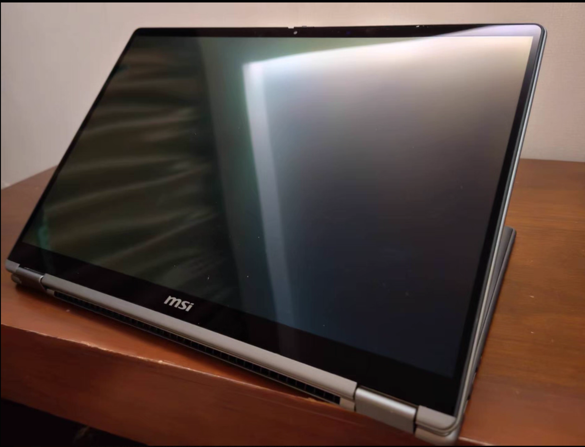 MSI 14'' Intel Ultra 355 Laptop 2.8K OLED Flip Brand New - GreshamTech