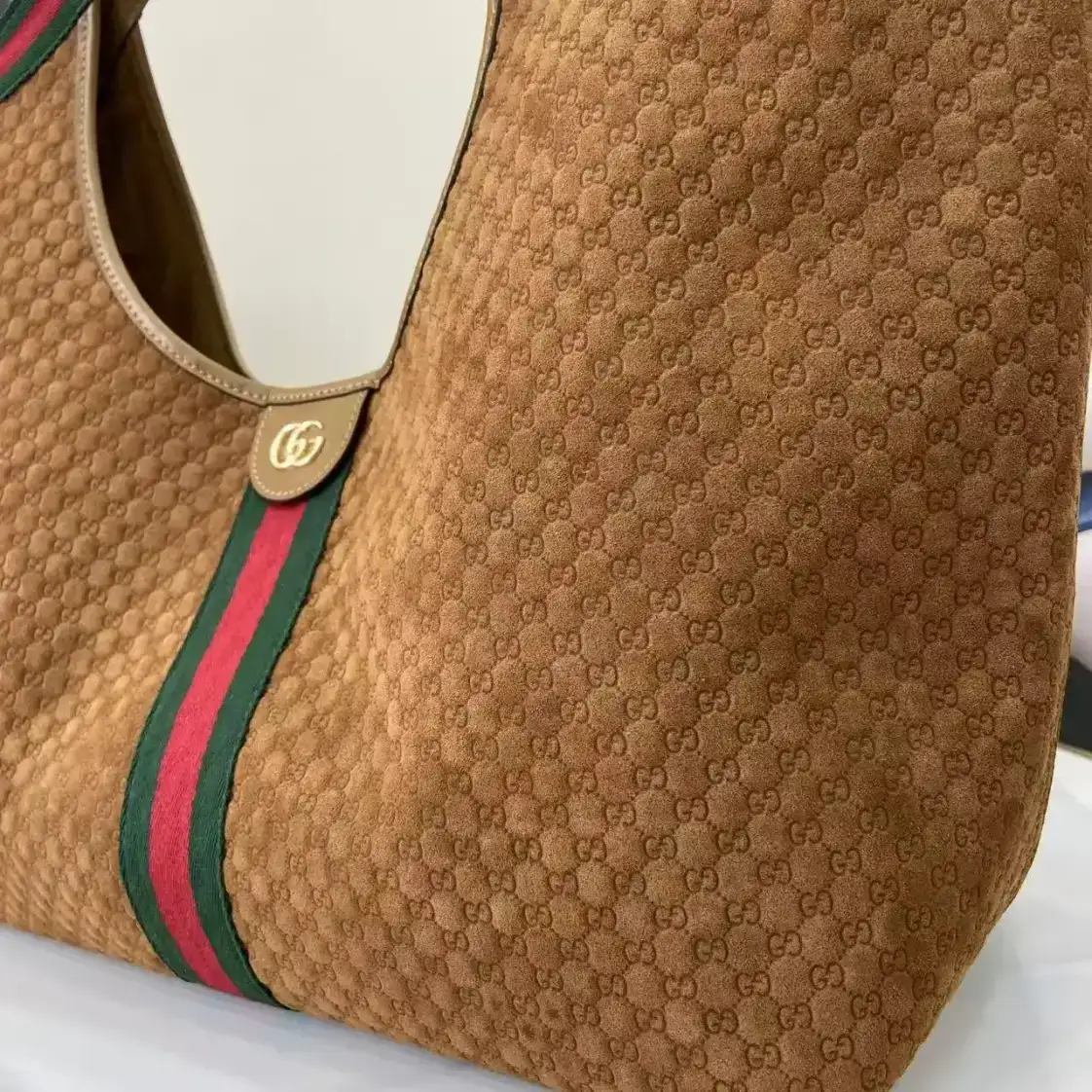 Gucci GG Supreme Canvas Tote Bag product photo from LabelPicks