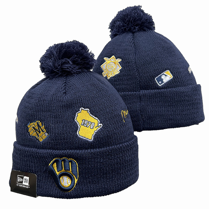 MILWAUKEE BREWERS KNIT HAT