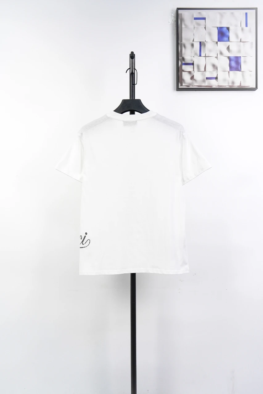 GUCCI White Gradient Hem Logo T-Shirt product photo from LabelPicks