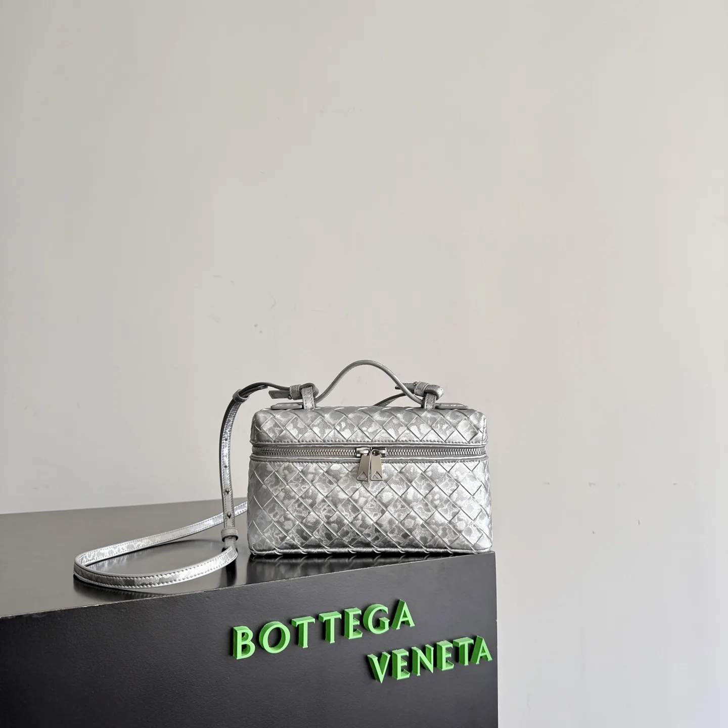 Bottega Veneta Intrecciato Woven Leather Crossbody Bag product photo from LabelPicks