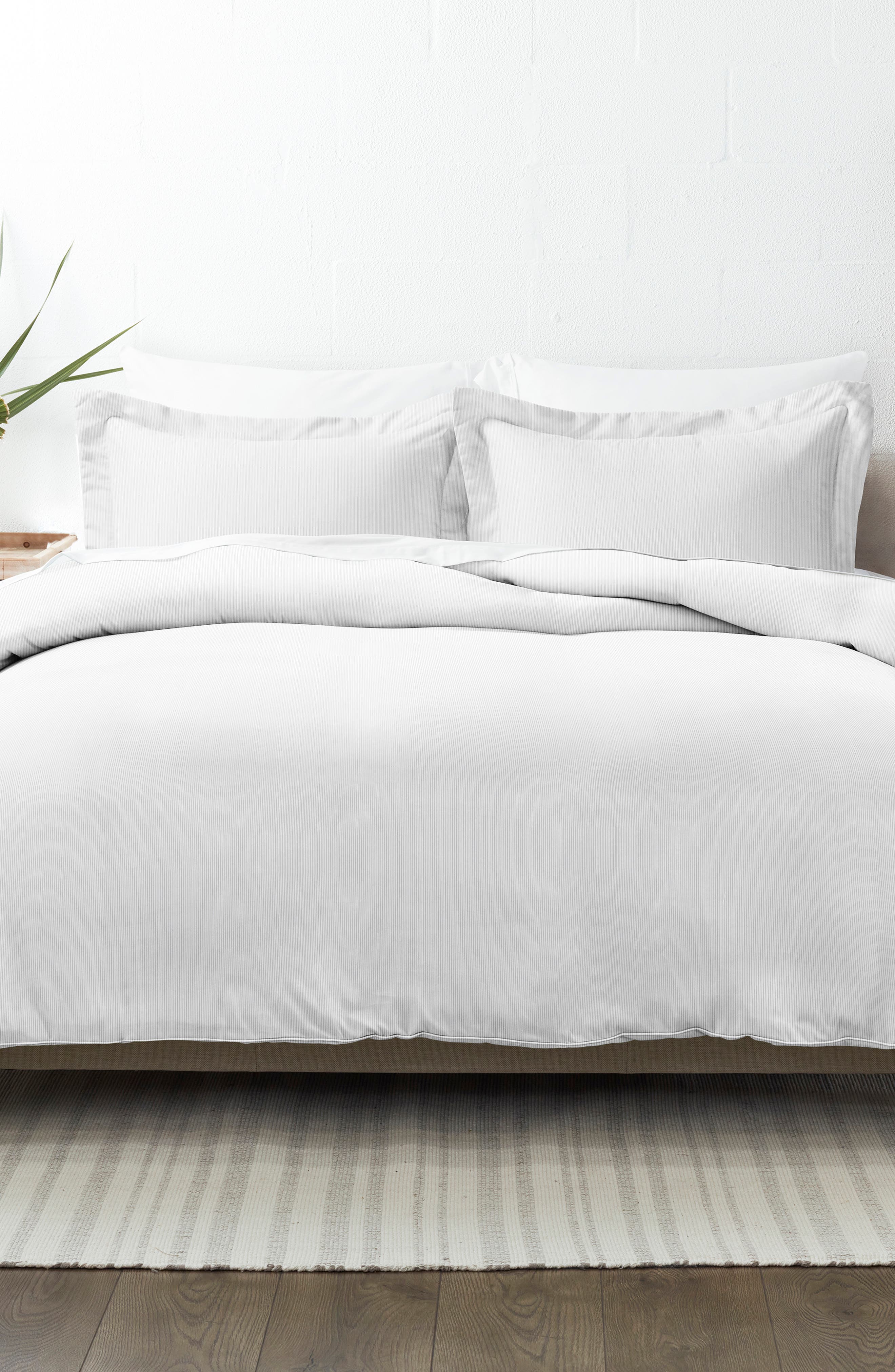 HOMESPUN Home Spun Premium Ultra Soft Pinstriped Pattern 3-Piece Duvet Cover Set