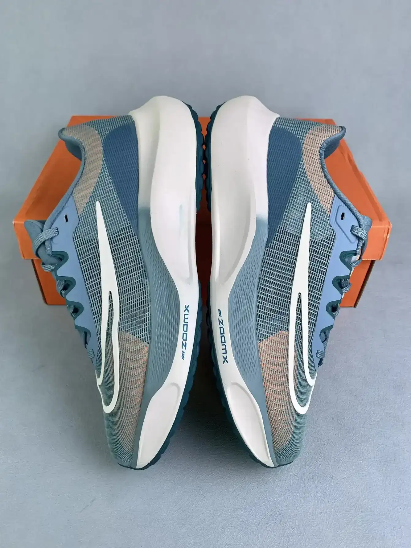 Nike Zoom Fly 5 Road Running Shoes product photo from LabelPicks