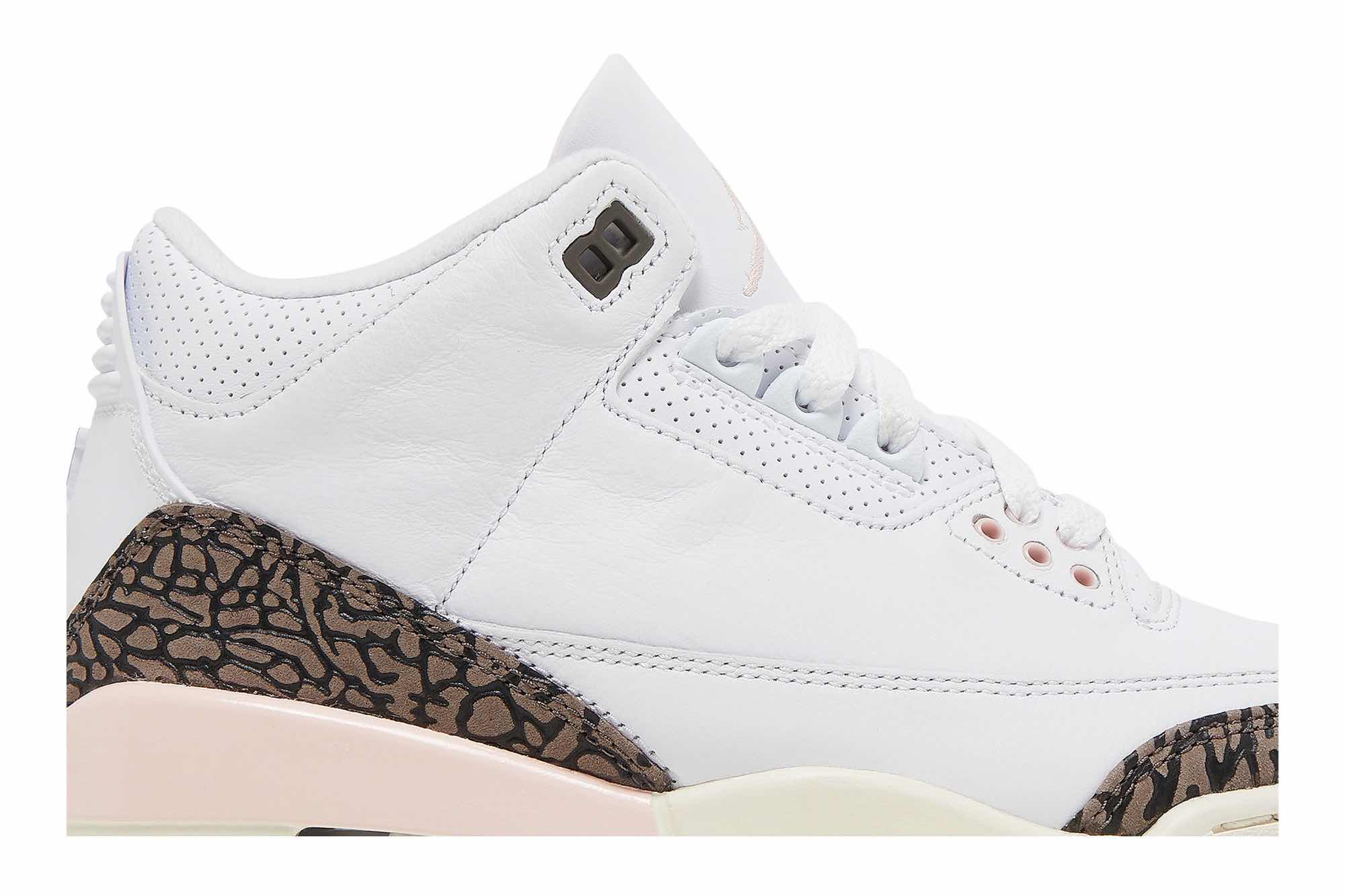 Air Jordan 3 Retro ‘Neapolitan’ CK9246-102