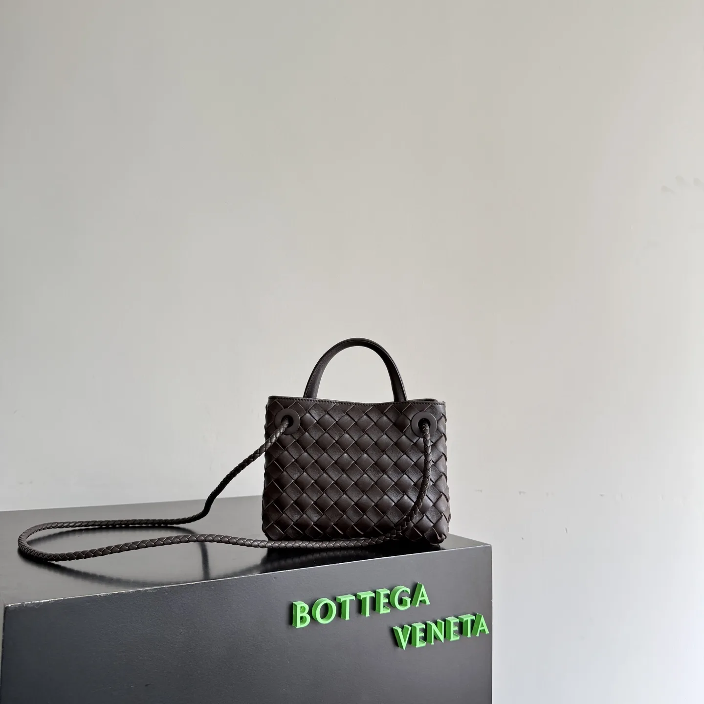 Bottega Veneta Intrecciato Woven Leather Andiamo Top Handle Bag product photo from LabelPicks