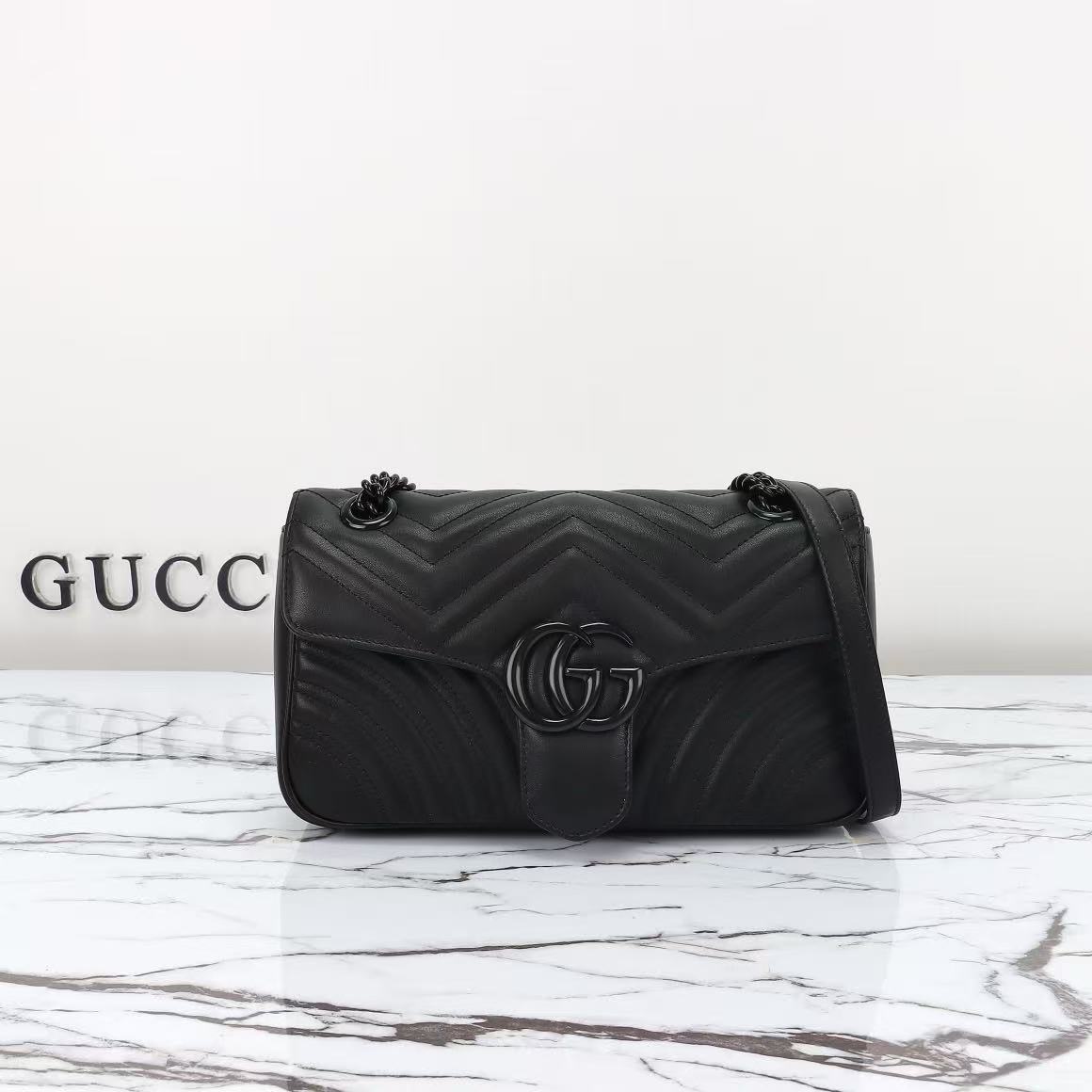GUCCI GG Marmont / Calfskin Leather / Small Size