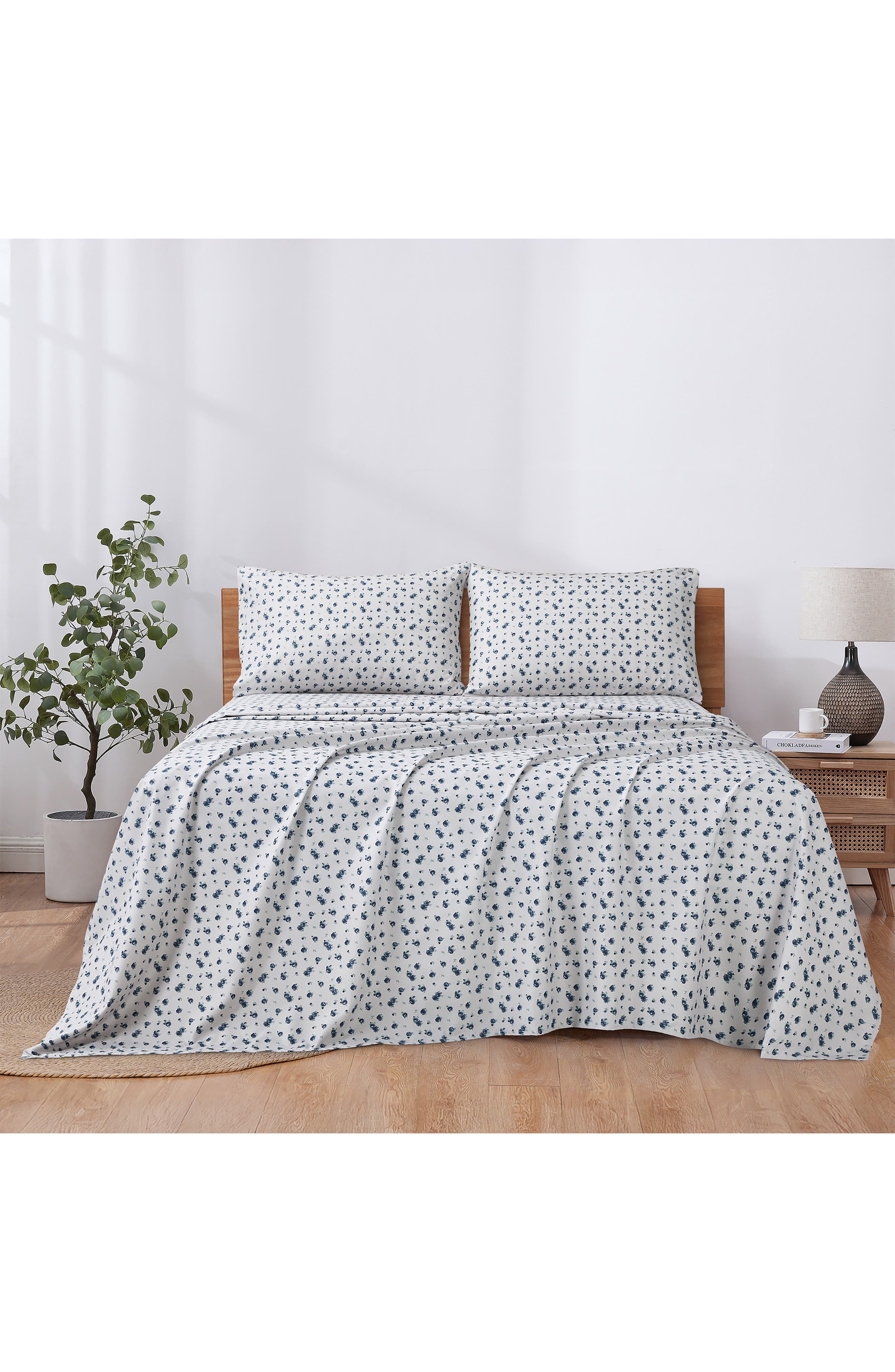 Modern Threads Rose Print Microfiber Sheet Set