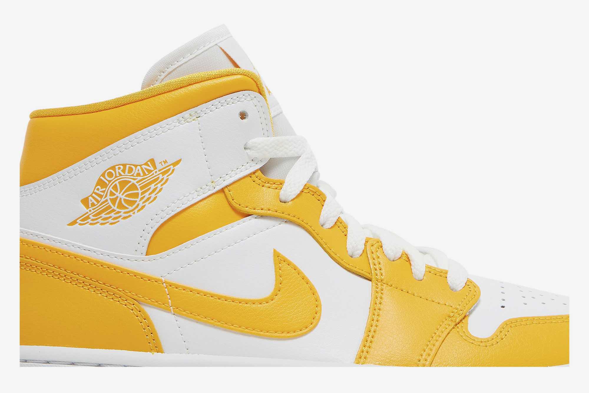 Air Jordan 1 Mid ‘University Gold’ BQ6472-117