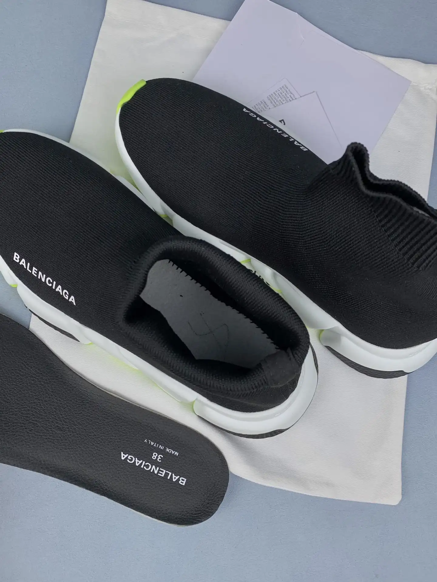 Speed 2.0 Sneaker 'Black Fluo Yellow' product photo from LabelPicks