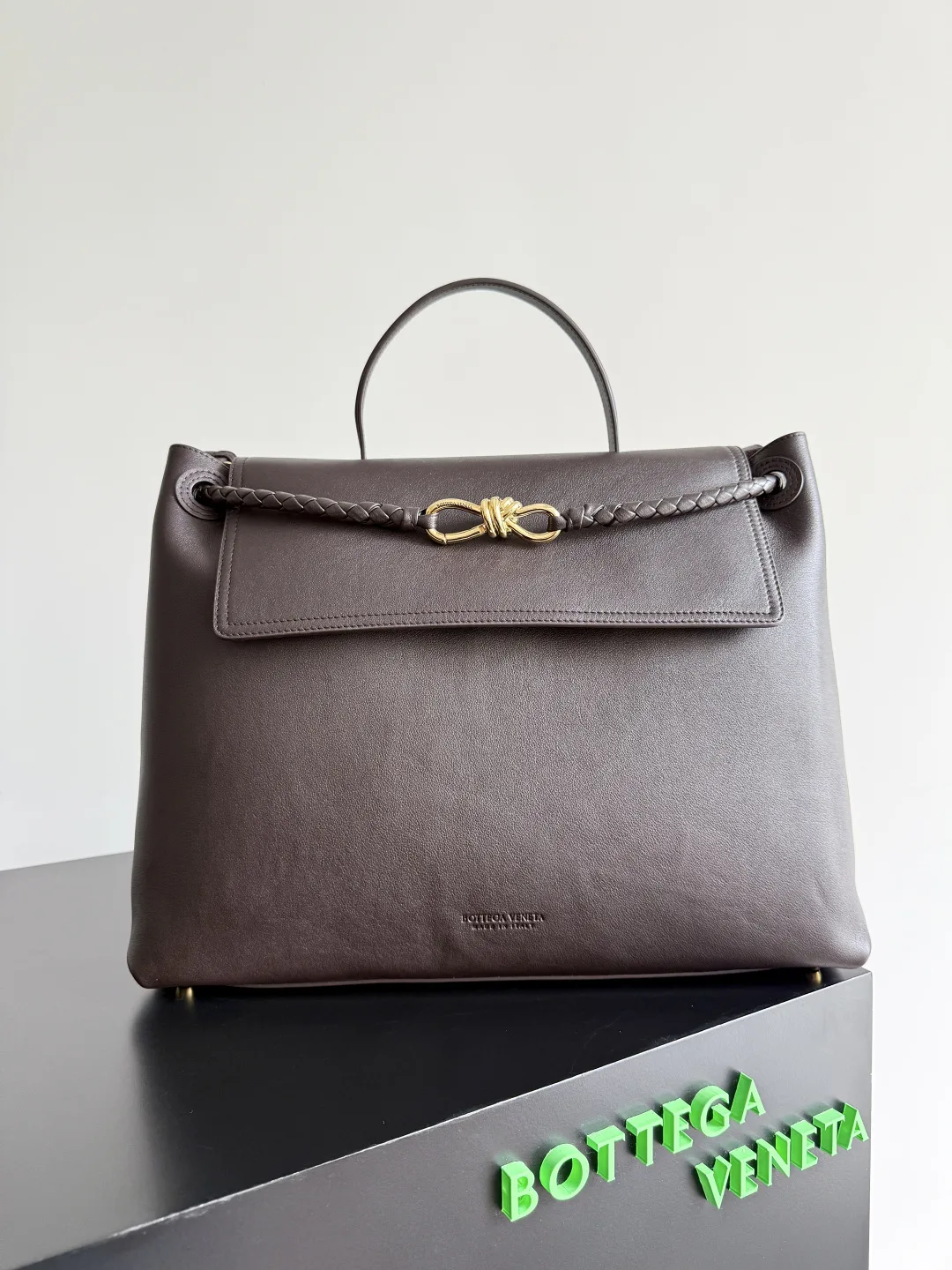 Bottega Veneta Intrecciato Woven Leather Knot Top Handle Bag product photo from LabelPicks