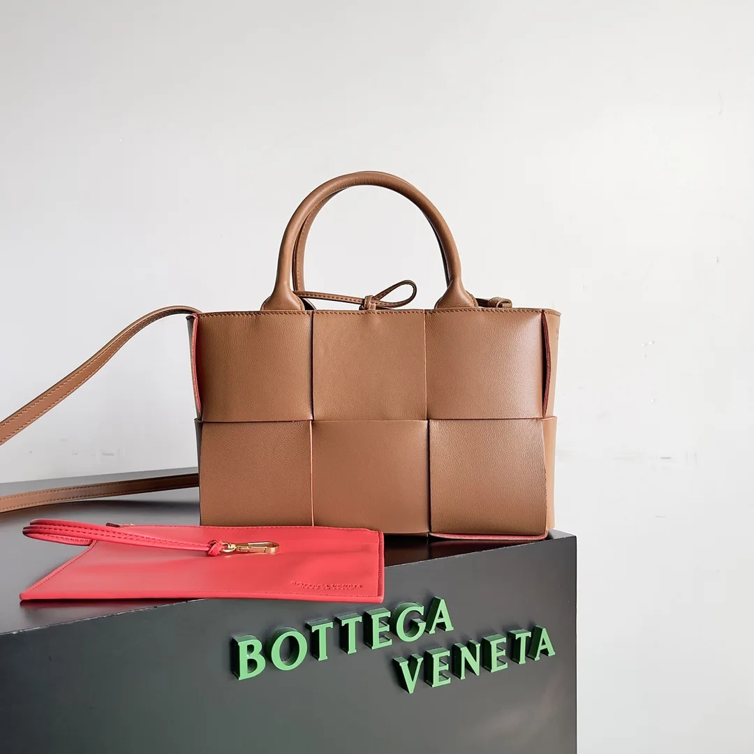 Bottega Veneta Grained Leather Tote Bag product photo from LabelPicks