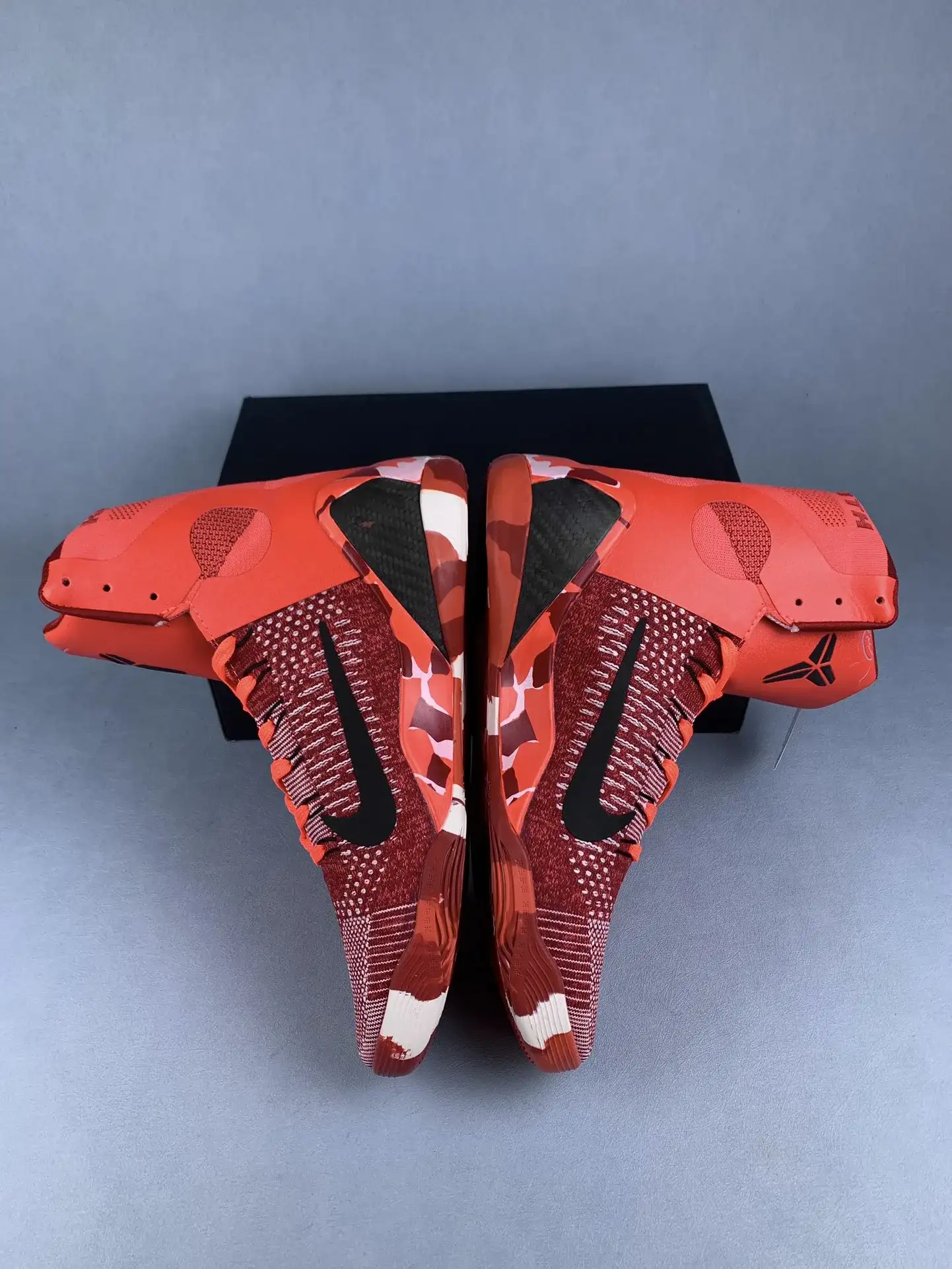 Kobe 9 Elite “Christmas” Basketball Shoes product photo from LabelPicks